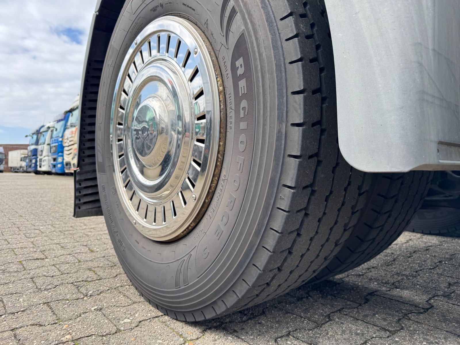 Fahrzeugabbildung MAN TGX 18.440 TGX FSA XLX 4x2 BLS