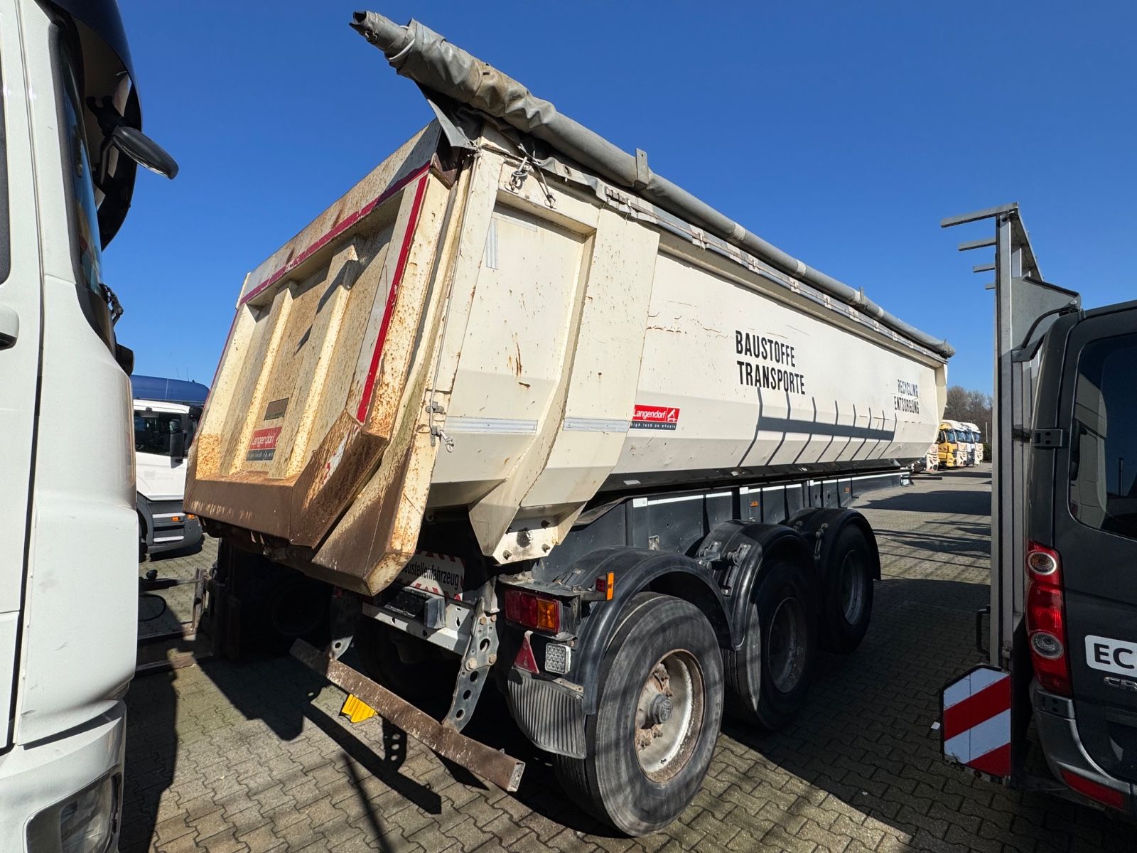 Fahrzeugabbildung Langendorf SKS HS 24/30 StahlMulden Kipper 26m³ Hardox