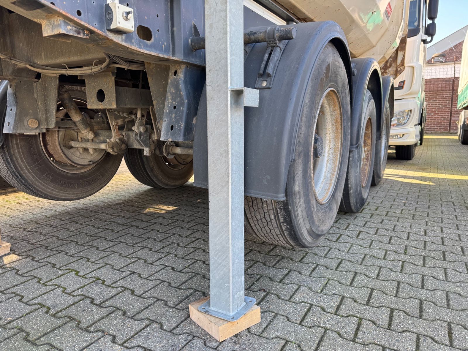 Fahrzeugabbildung Langendorf SKS HS 24/30 StahlMulden Kipper 26m³ Hardox