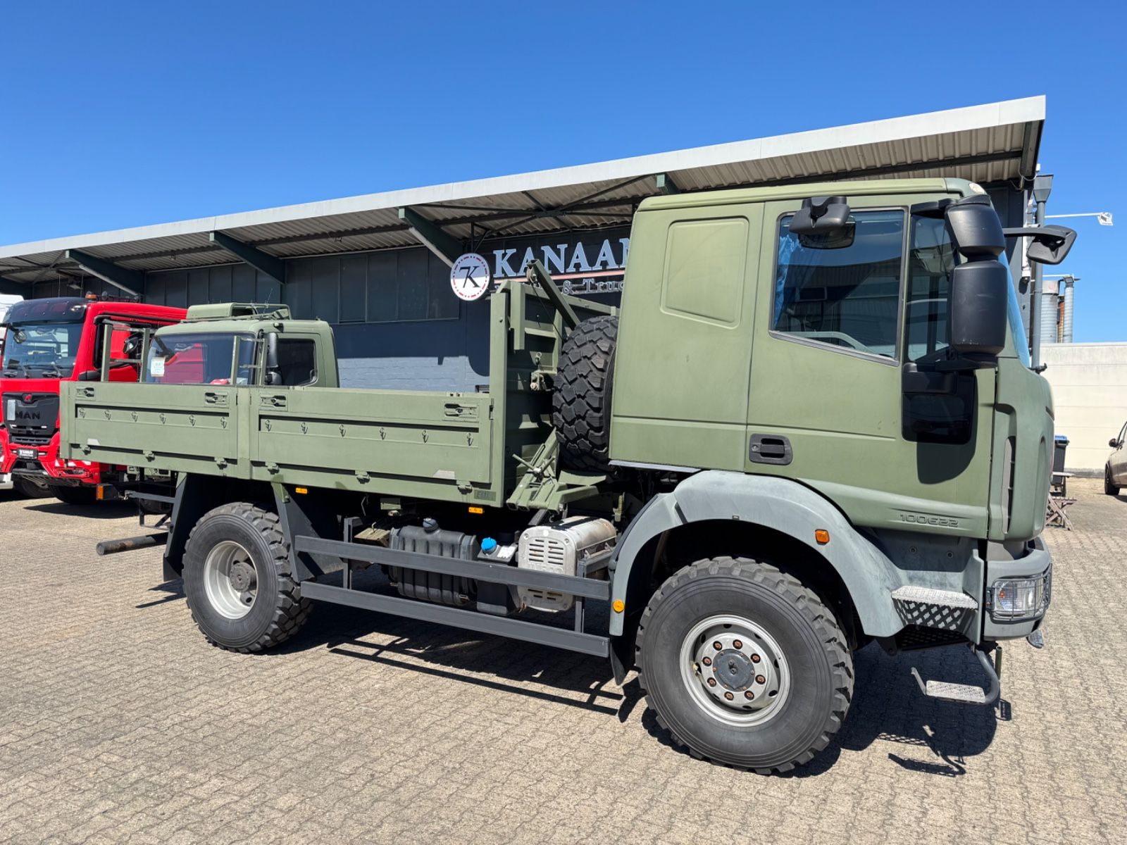 Fahrzeugabbildung Iveco ML100E22WM-BW 4x4 Miltär Camper Exped 19 TKm