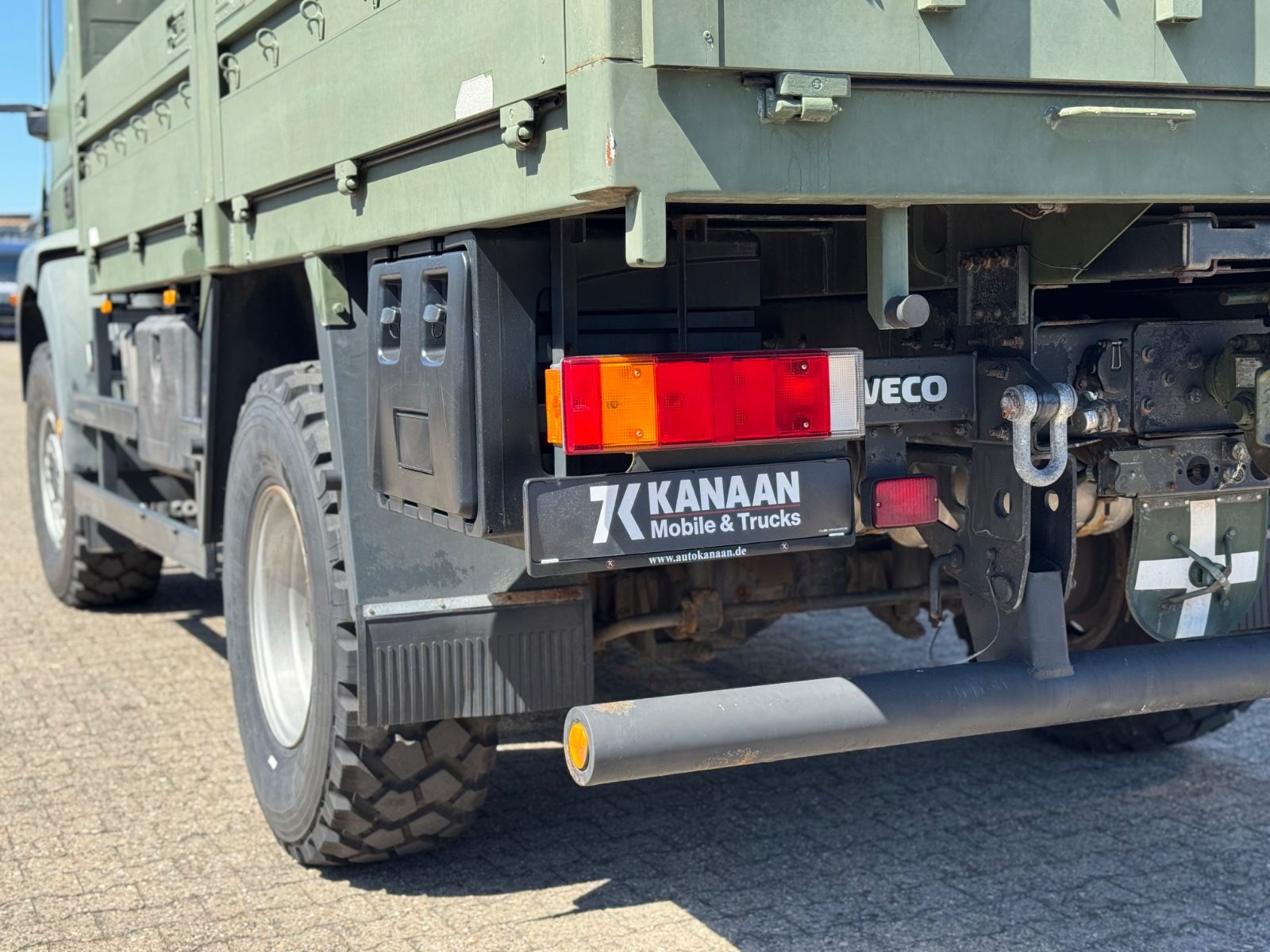 Fahrzeugabbildung Iveco ML100E22WM-BW 4x4 Miltär Camper Exped 19 TKm
