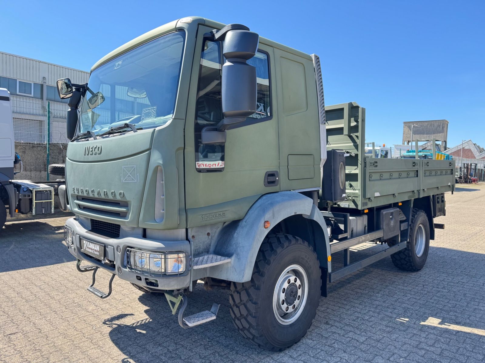 Fahrzeugabbildung Iveco ML100E22WM-BW 4x4 Miltär Camper Exped 19 TKm