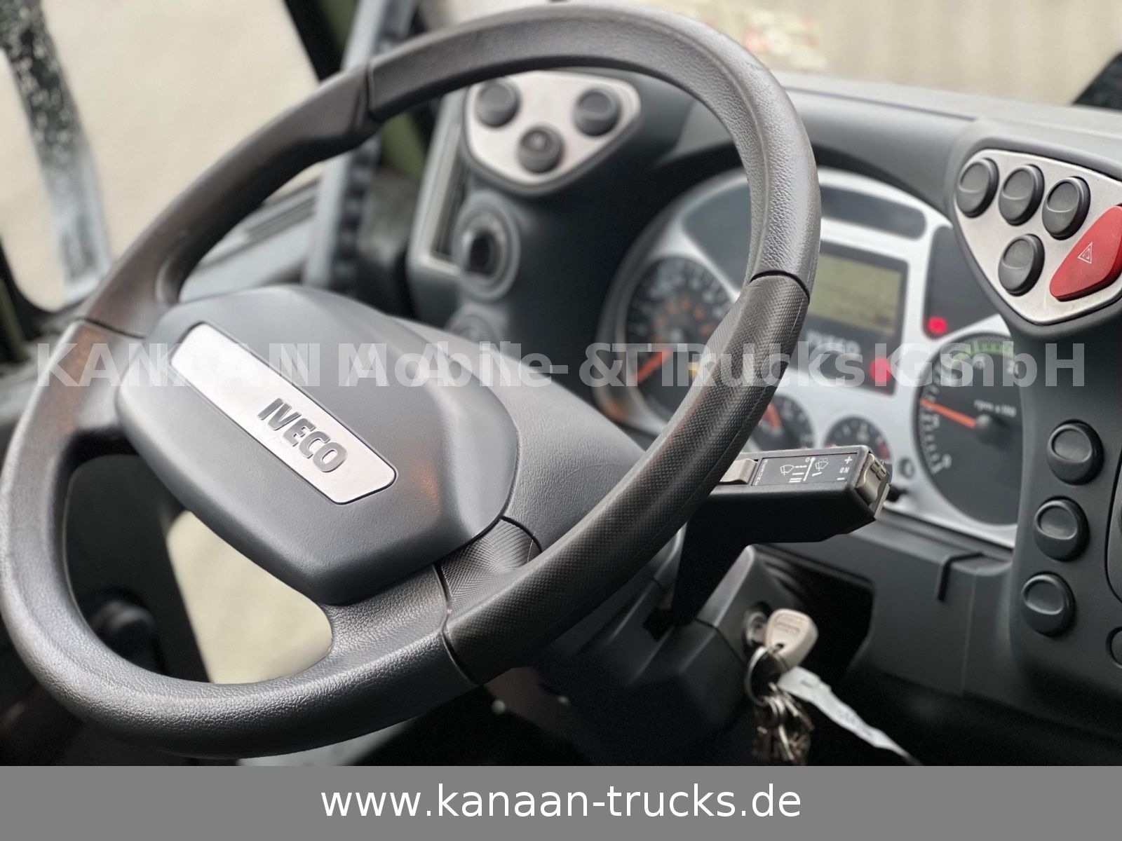 Fahrzeugabbildung Iveco 140 E240 Eurocargo 4x4 Miltär Camper Expedition