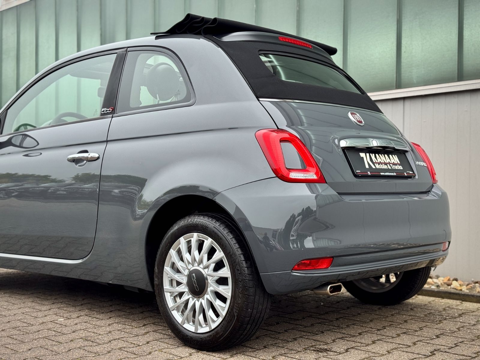 Fahrzeugabbildung Fiat 500 1.0 GSE Hybrid Cabriolet Lounge *U-CONNECT*
