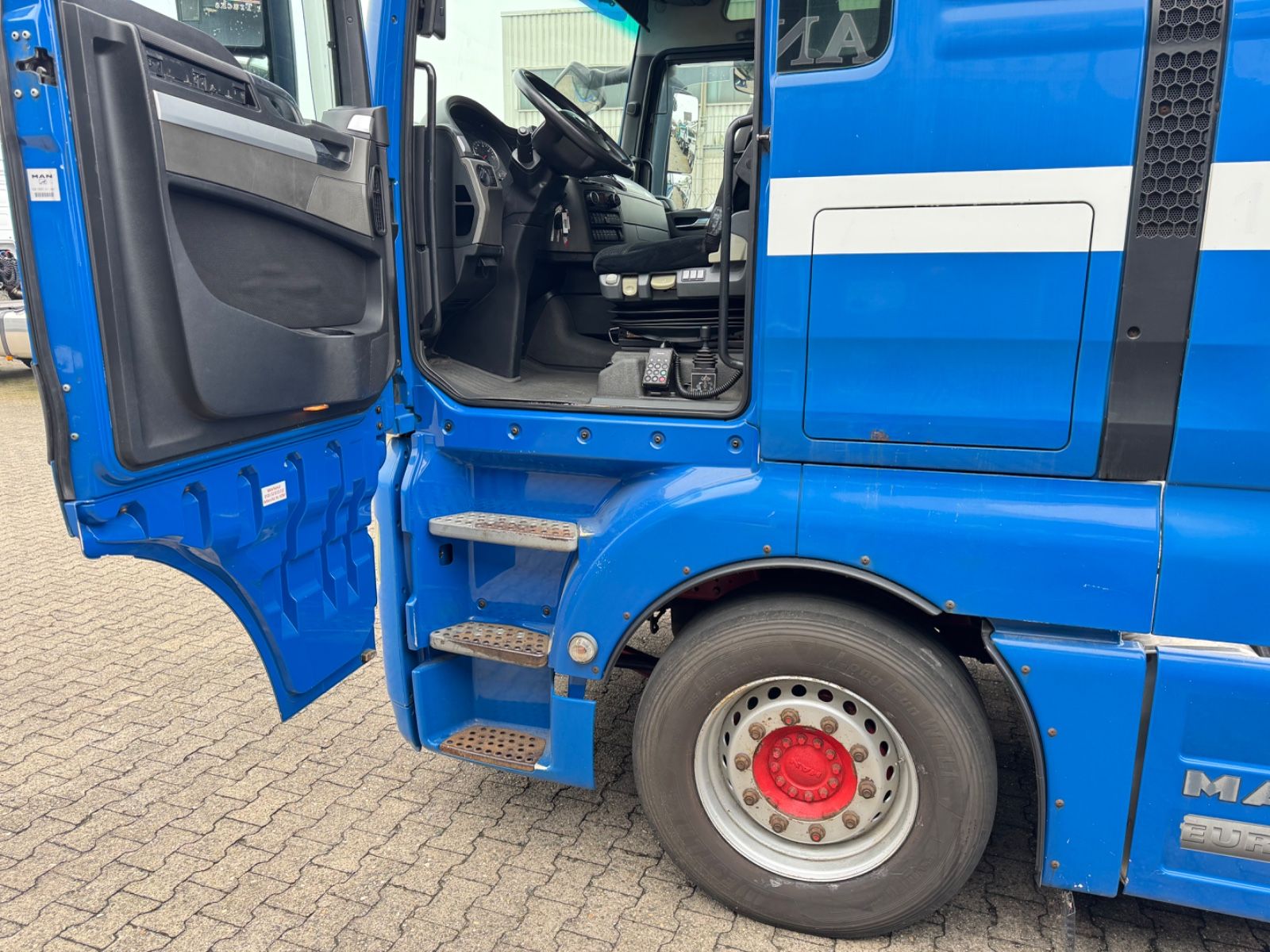 Fahrzeugabbildung MAN 18.480 XXL  EURO 5