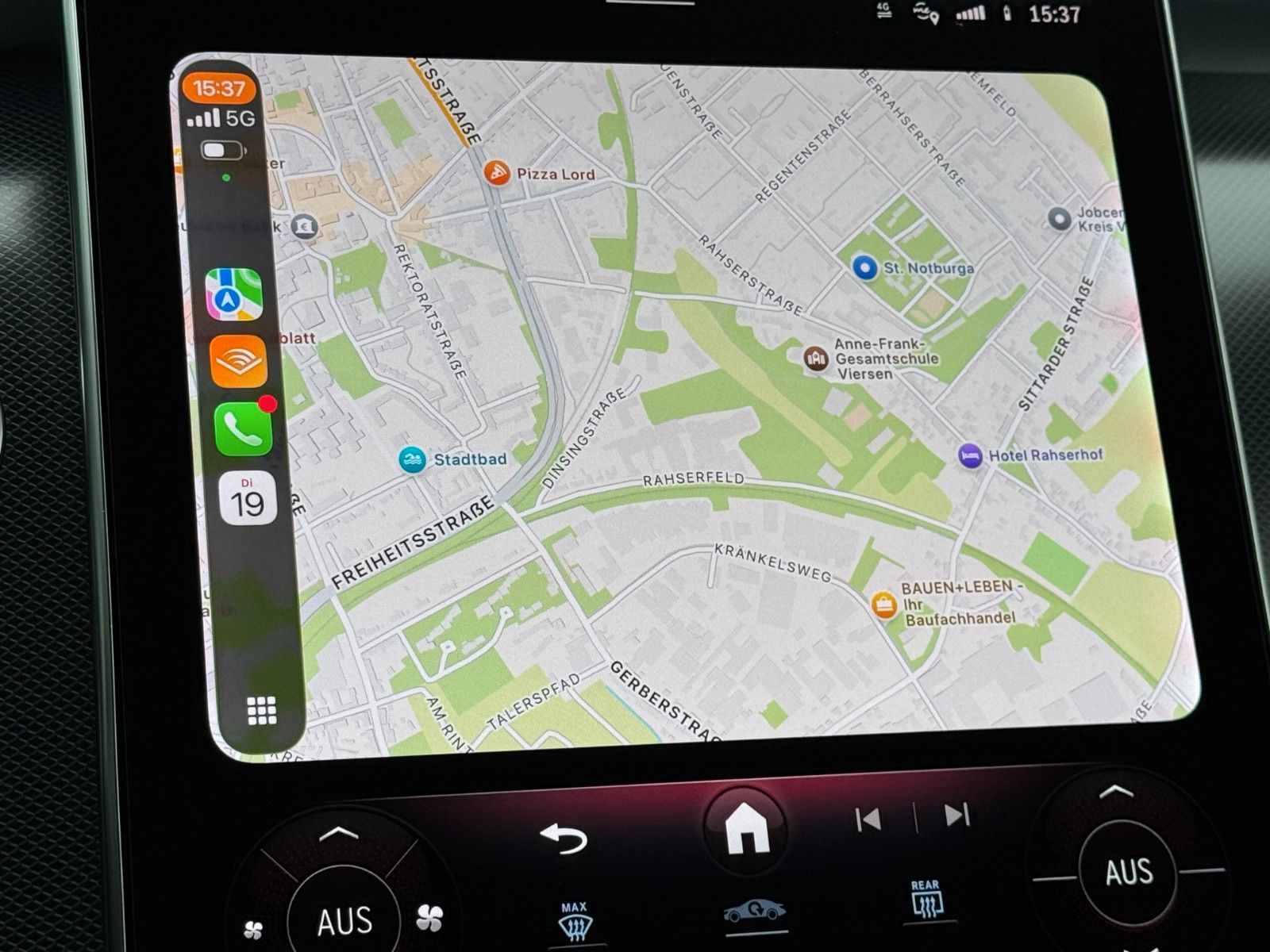 Fahrzeugabbildung Mercedes-Benz GLC 220d 4Matic Avantgarde *DIGITALLIGHT*