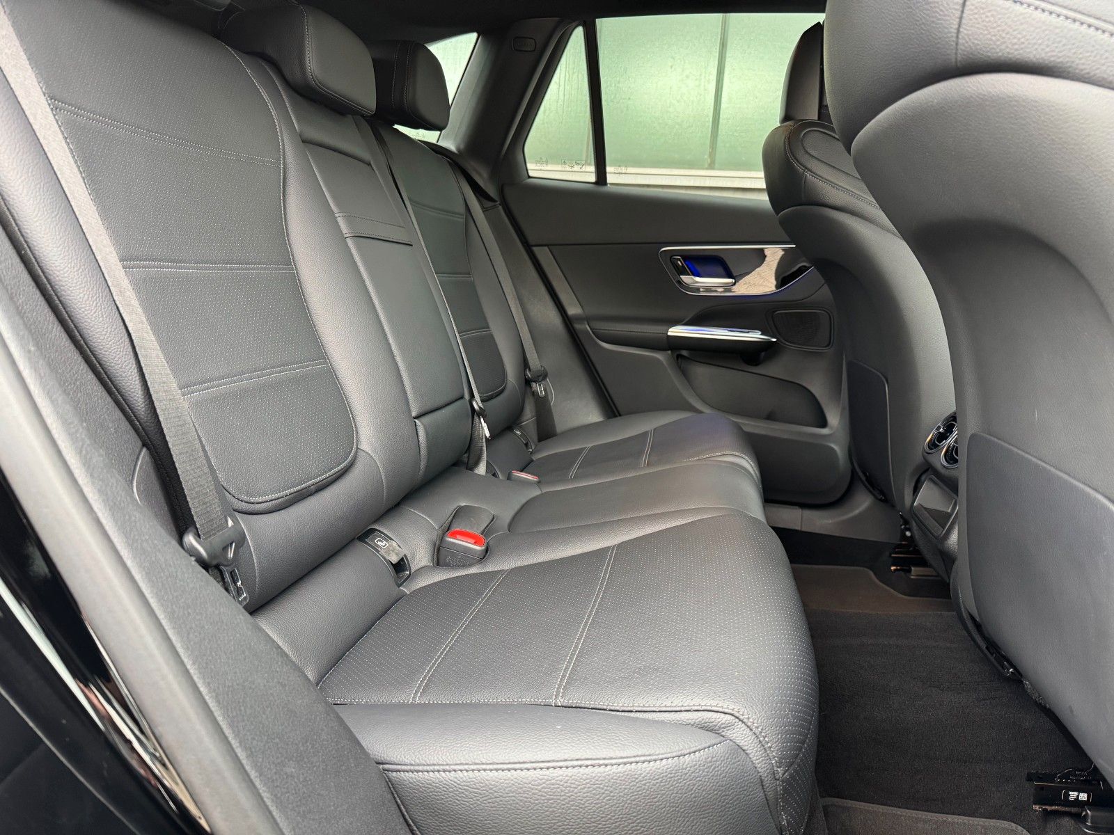 Fahrzeugabbildung Mercedes-Benz GLC 220d 4Matic Avantgarde *DIGITALLIGHT*