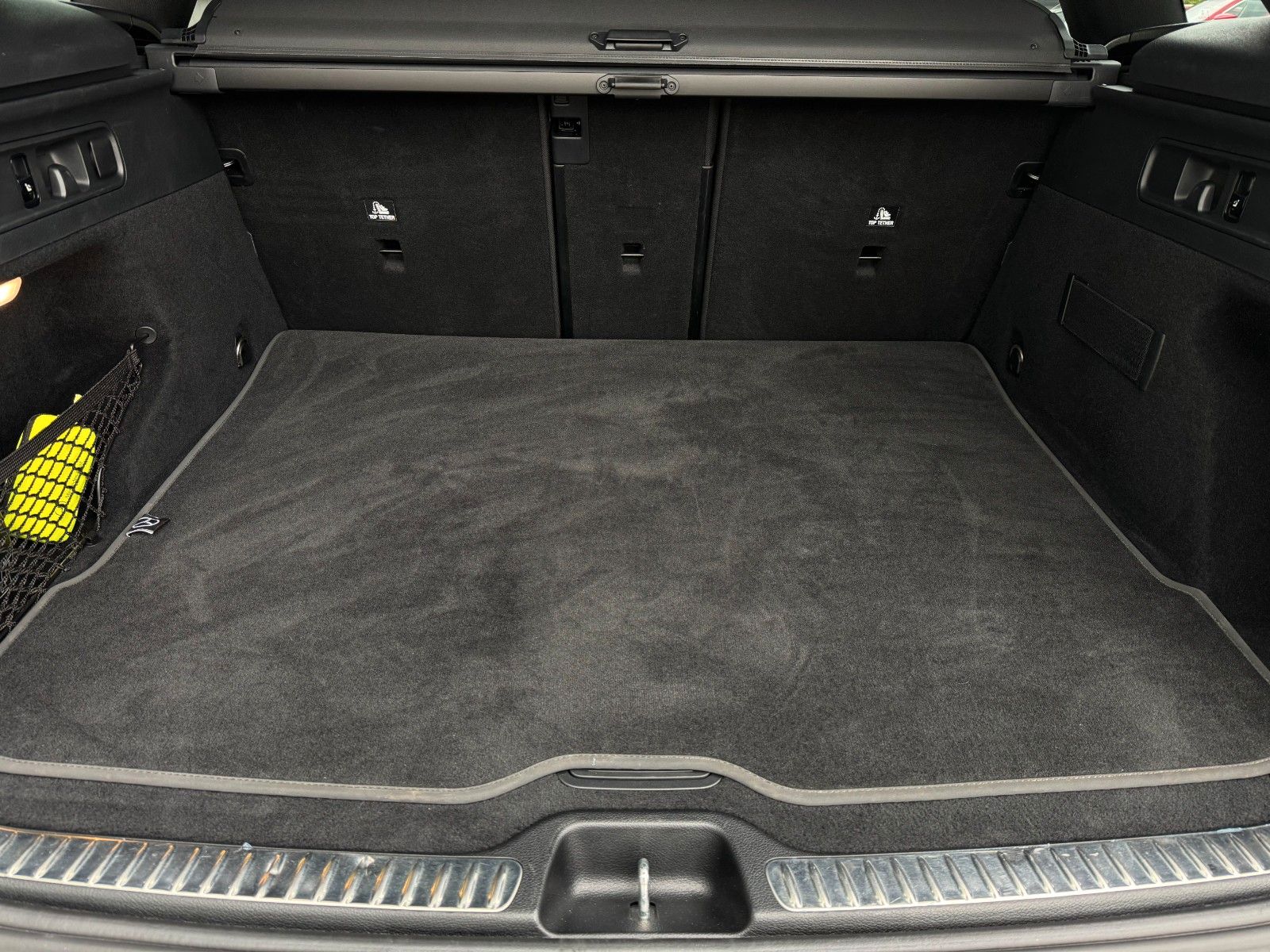 Fahrzeugabbildung Mercedes-Benz GLC 220d 4Matic Avantgarde *DIGITALLIGHT*