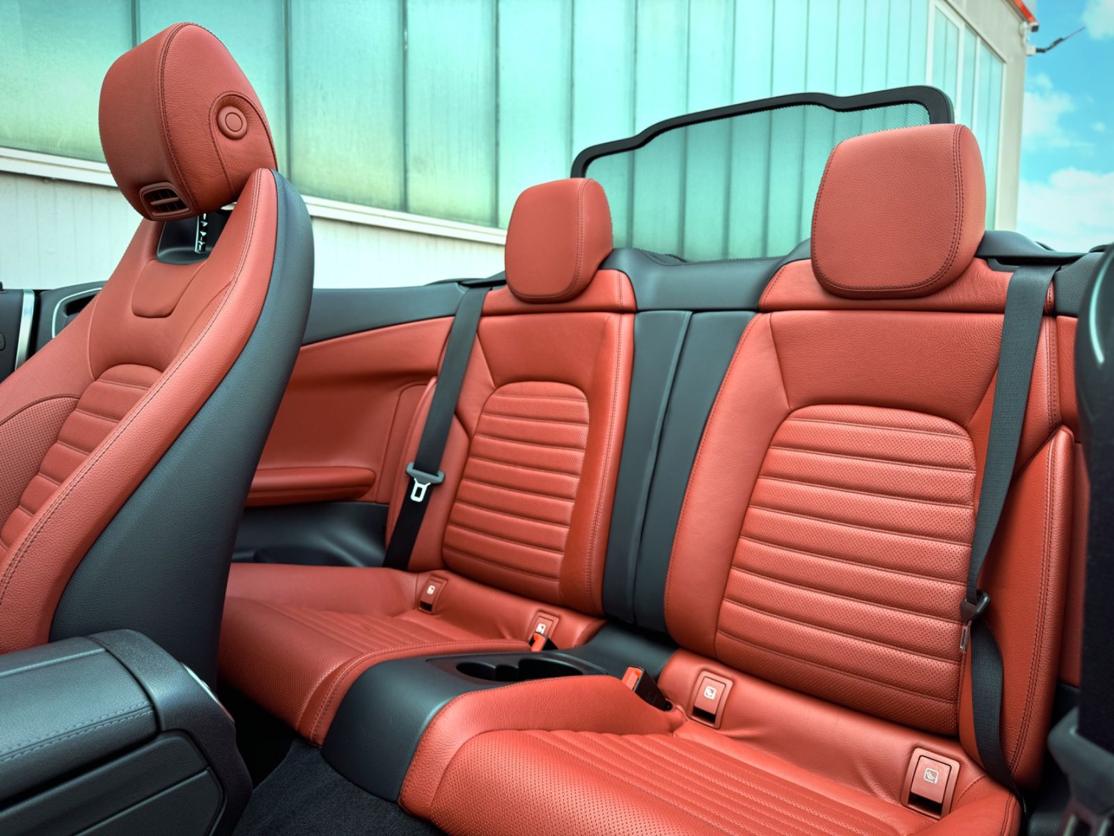 Fahrzeugabbildung Mercedes-Benz C 300 Cabriolet AMG-Line*ASSIST|LEDER ROT|NIGHT*