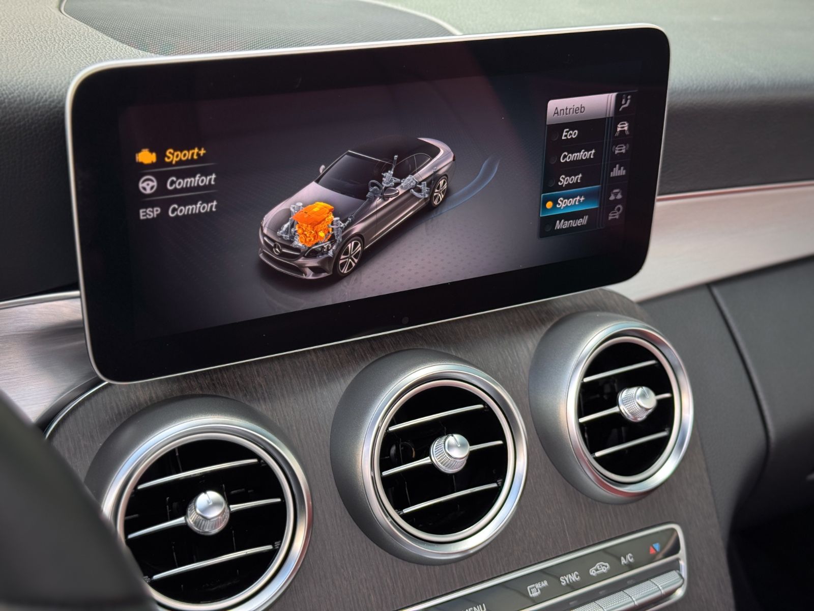 Fahrzeugabbildung Mercedes-Benz C 300 Cabriolet AMG-Line*ASSIST|LEDER ROT|NIGHT*