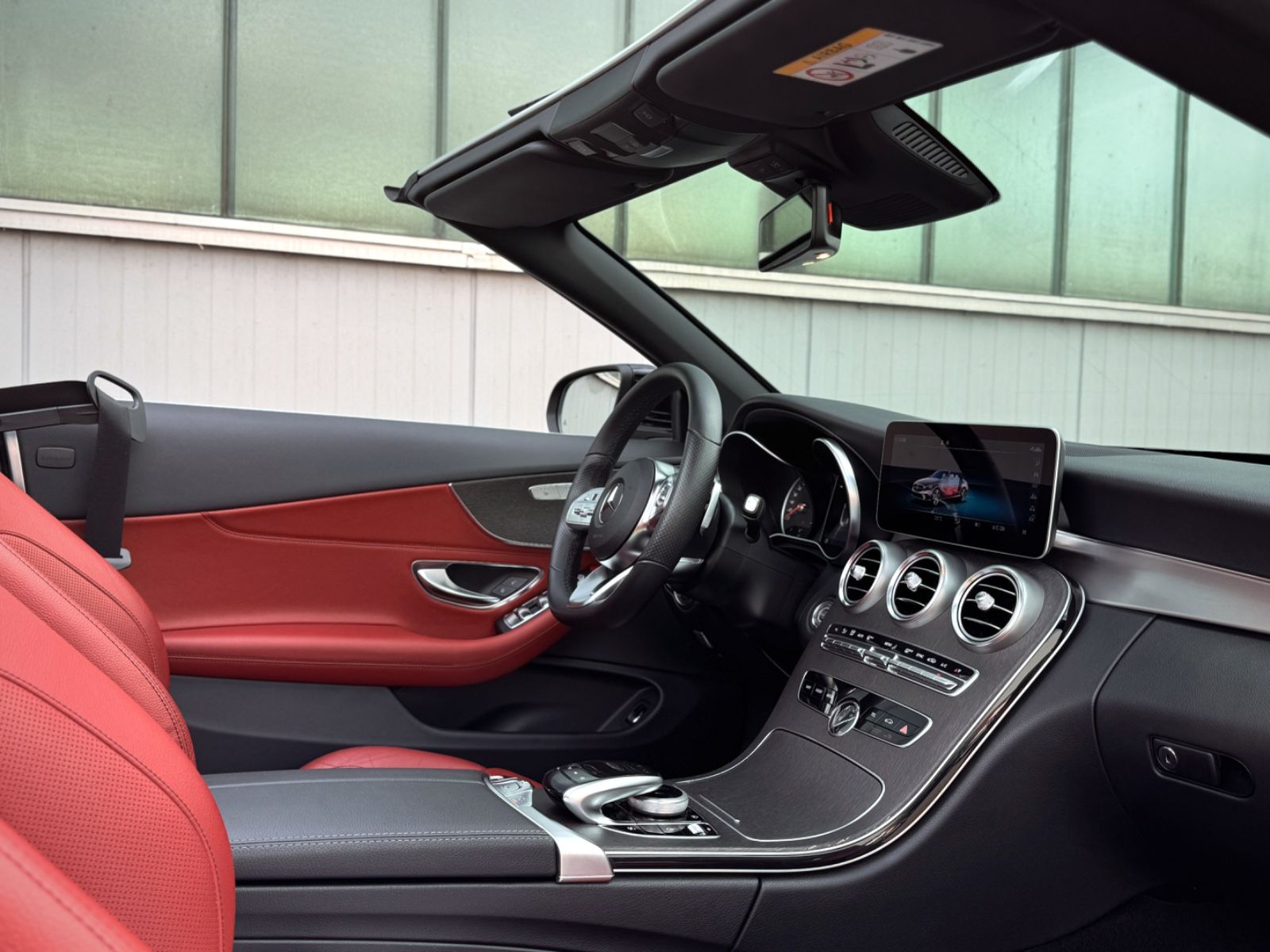 Fahrzeugabbildung Mercedes-Benz C 300 Cabriolet AMG-Line*ASSIST|LEDER ROT|NIGHT*