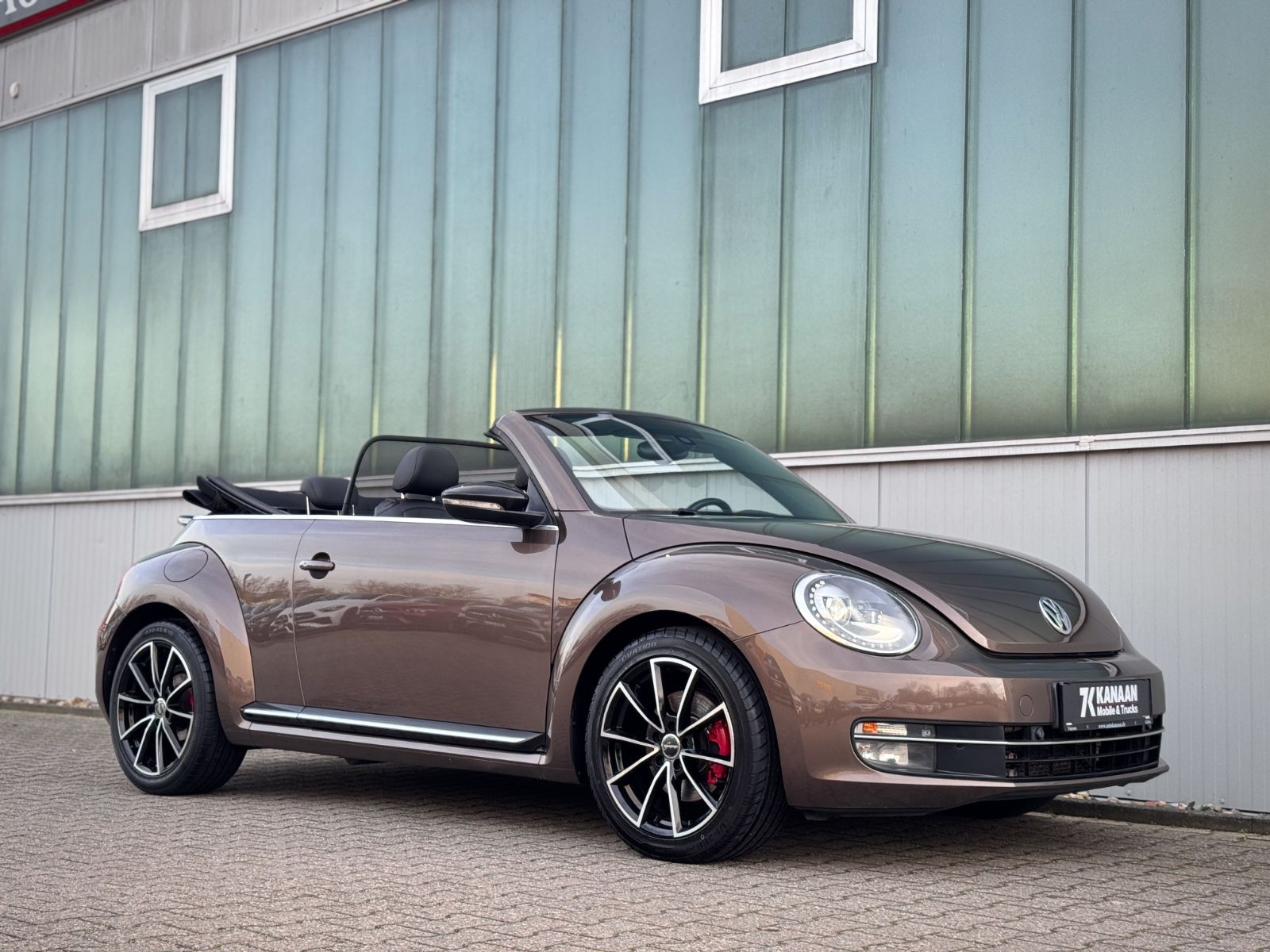 Fahrzeugabbildung Volkswagen Beetle 2.0 TSI Cabriolet Sport*DSG|XENON|CAM*