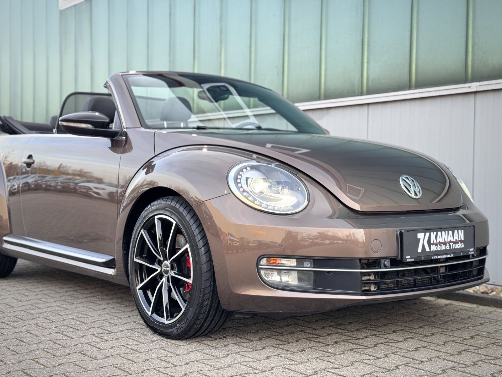 Fahrzeugabbildung Volkswagen Beetle 2.0 TSI Cabriolet Sport*DSG|XENON|CAM*