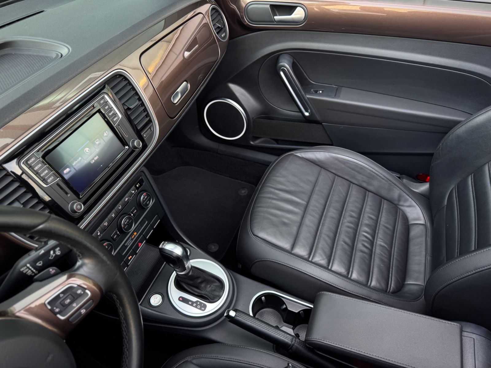 Fahrzeugabbildung Volkswagen Beetle 2.0 TSI Cabriolet Sport*DSG|XENON|CAM*