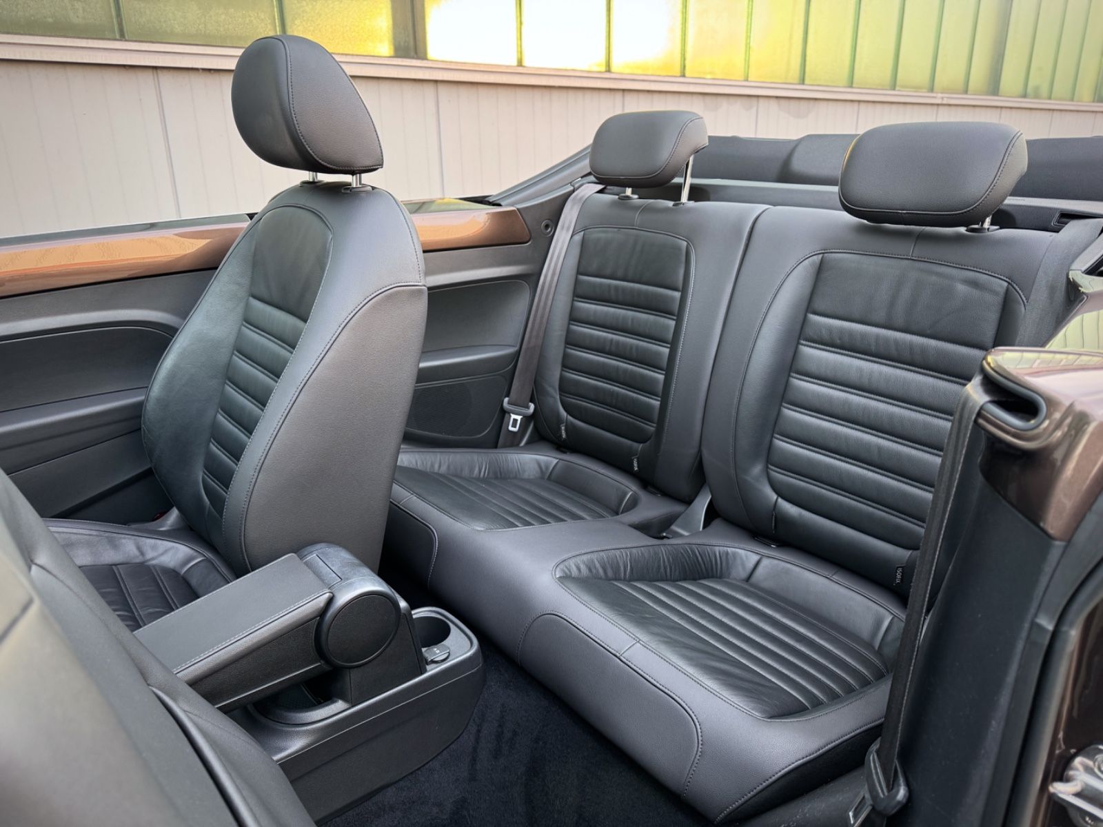 Fahrzeugabbildung Volkswagen Beetle 2.0 TSI Cabriolet Sport*DSG|XENON|CAM*