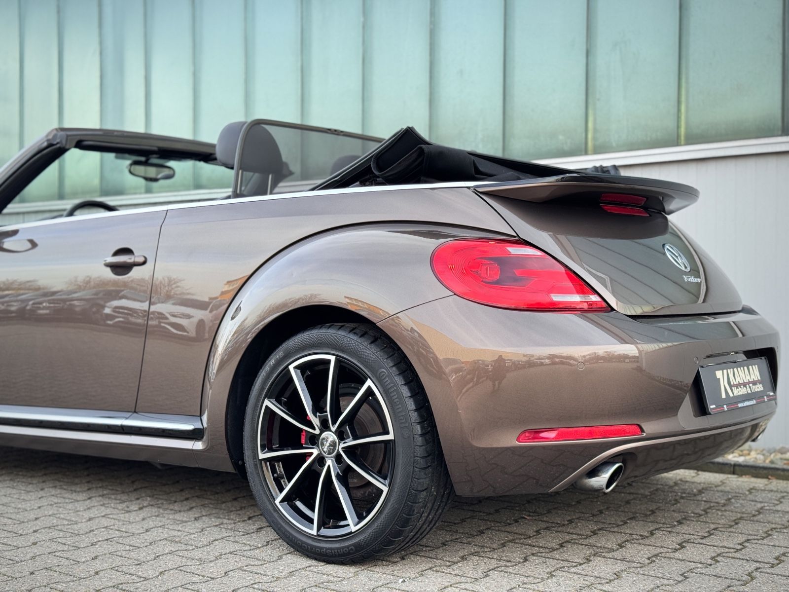 Fahrzeugabbildung Volkswagen Beetle 2.0 TSI Cabriolet Sport*DSG|XENON|CAM*