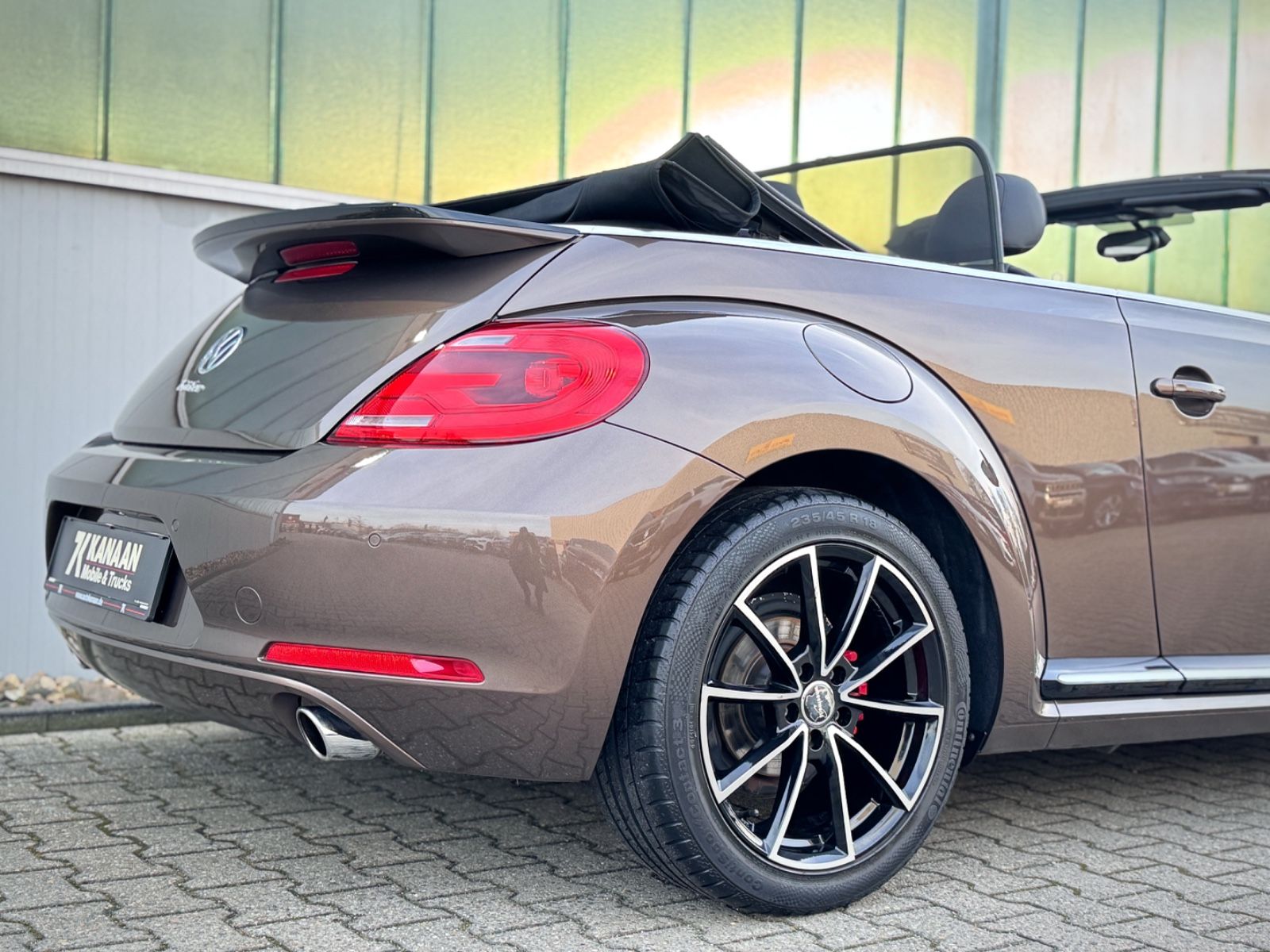 Fahrzeugabbildung Volkswagen Beetle 2.0 TSI Cabriolet Sport*DSG|XENON|CAM*