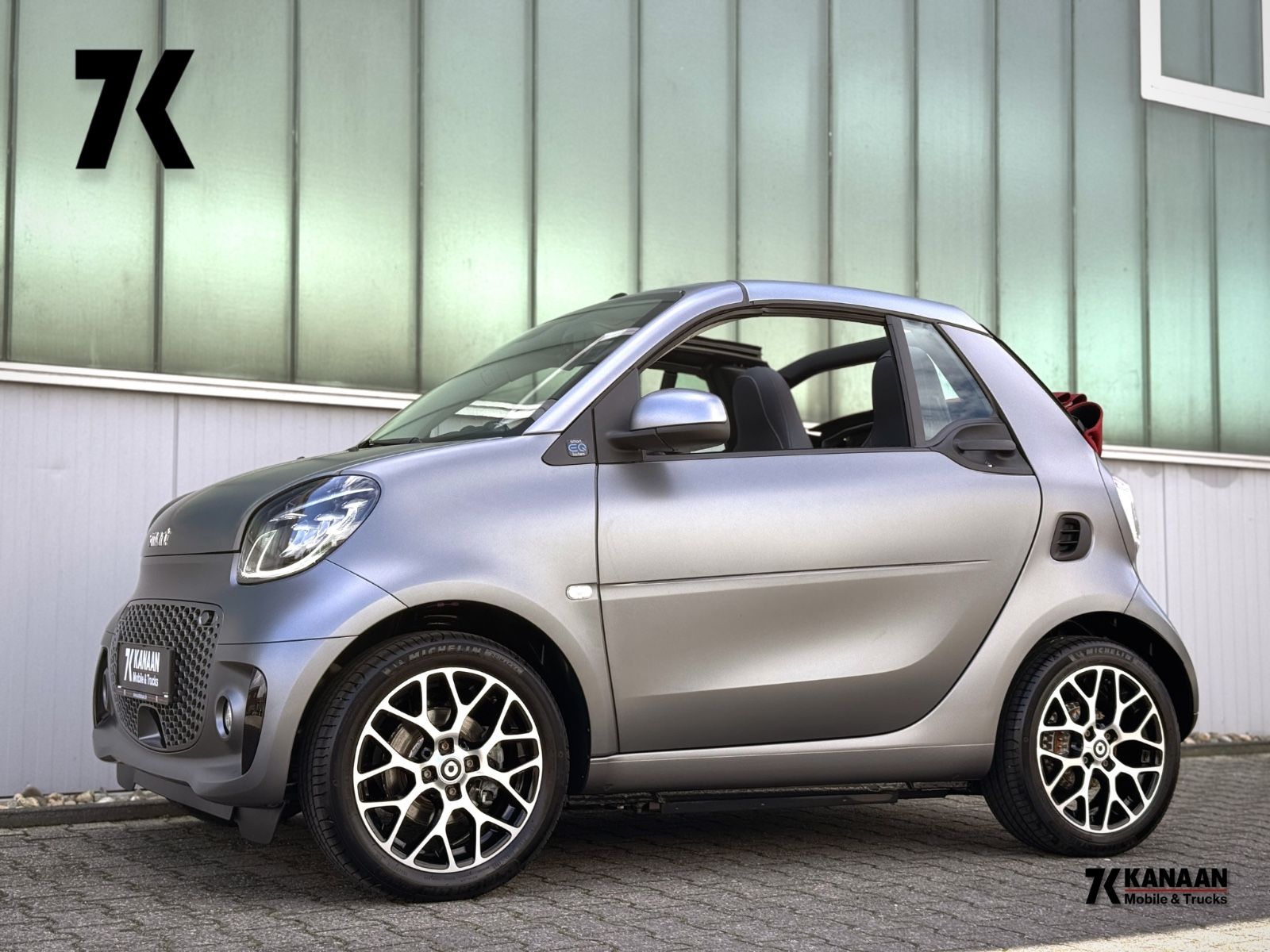 Fahrzeugabbildung Smart ForTwo Cabrio EQ Prime *NAVI|CAM|LED*
