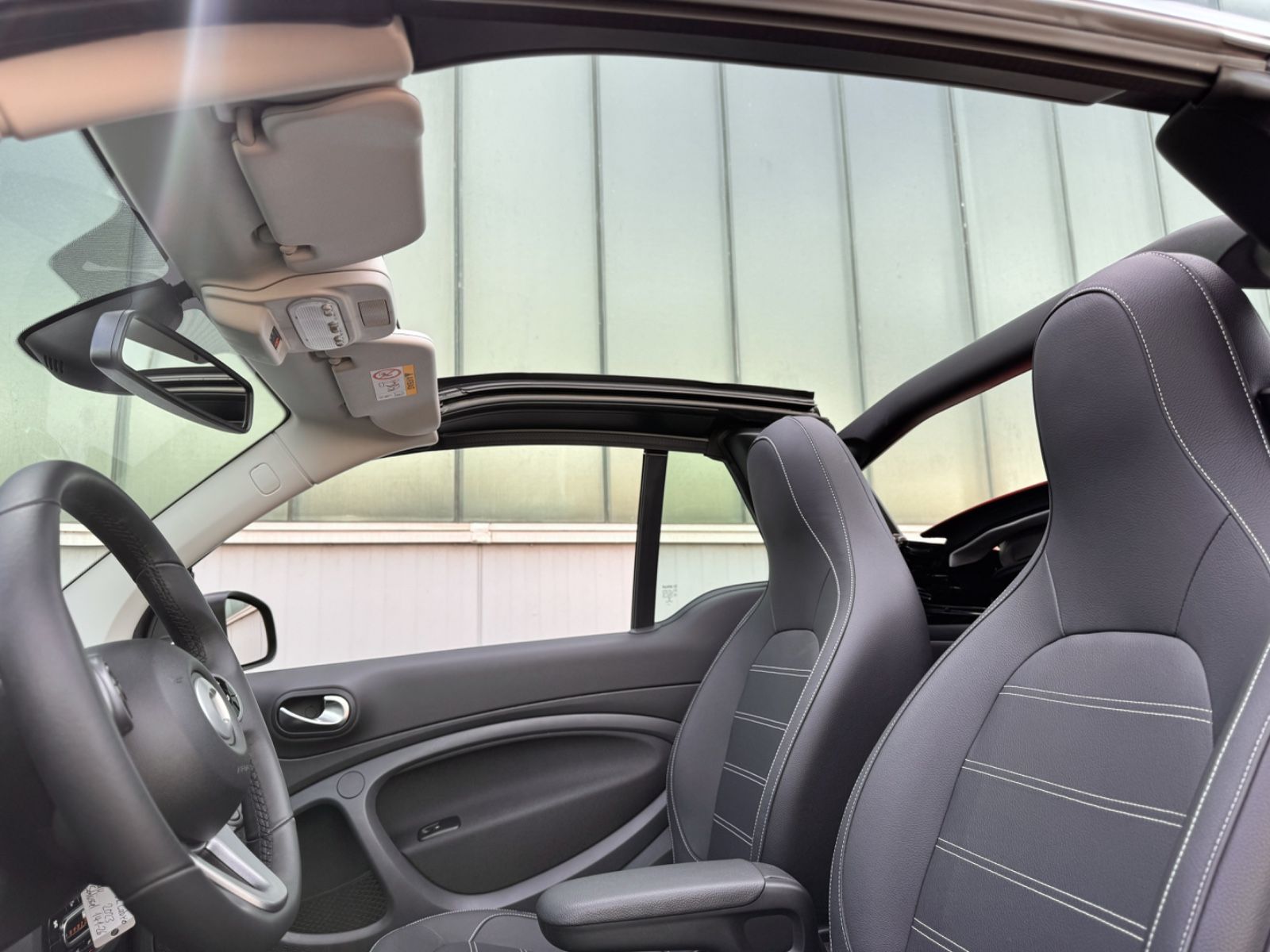 Fahrzeugabbildung Smart ForTwo Cabrio EQ Prime *NAVI|CAM|LED*