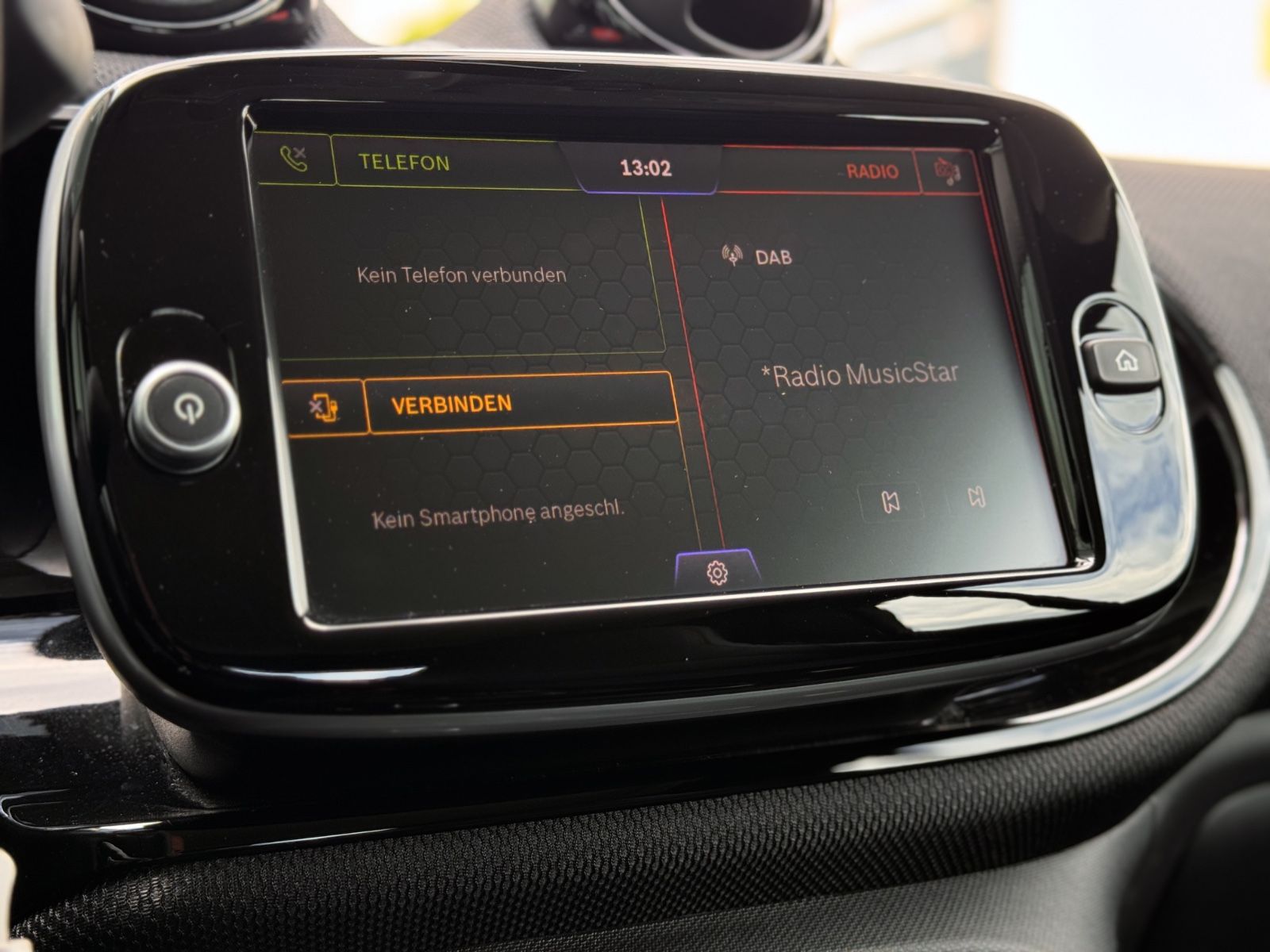 Fahrzeugabbildung Smart ForTwo Cabrio EQ Prime *NAVI|CAM|LED*
