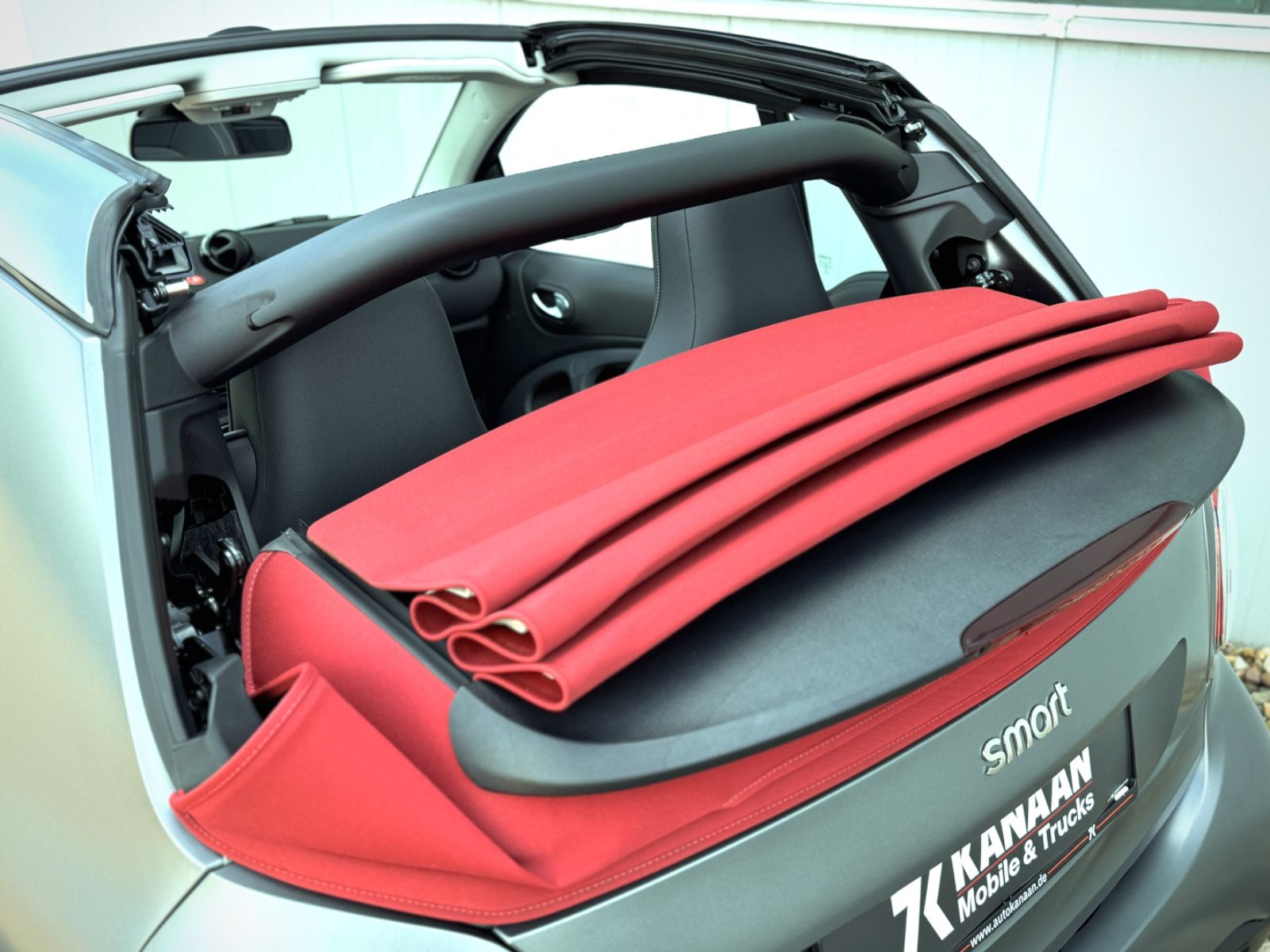 Fahrzeugabbildung Smart ForTwo Cabrio EQ Prime *NAVI|CAM|LED*