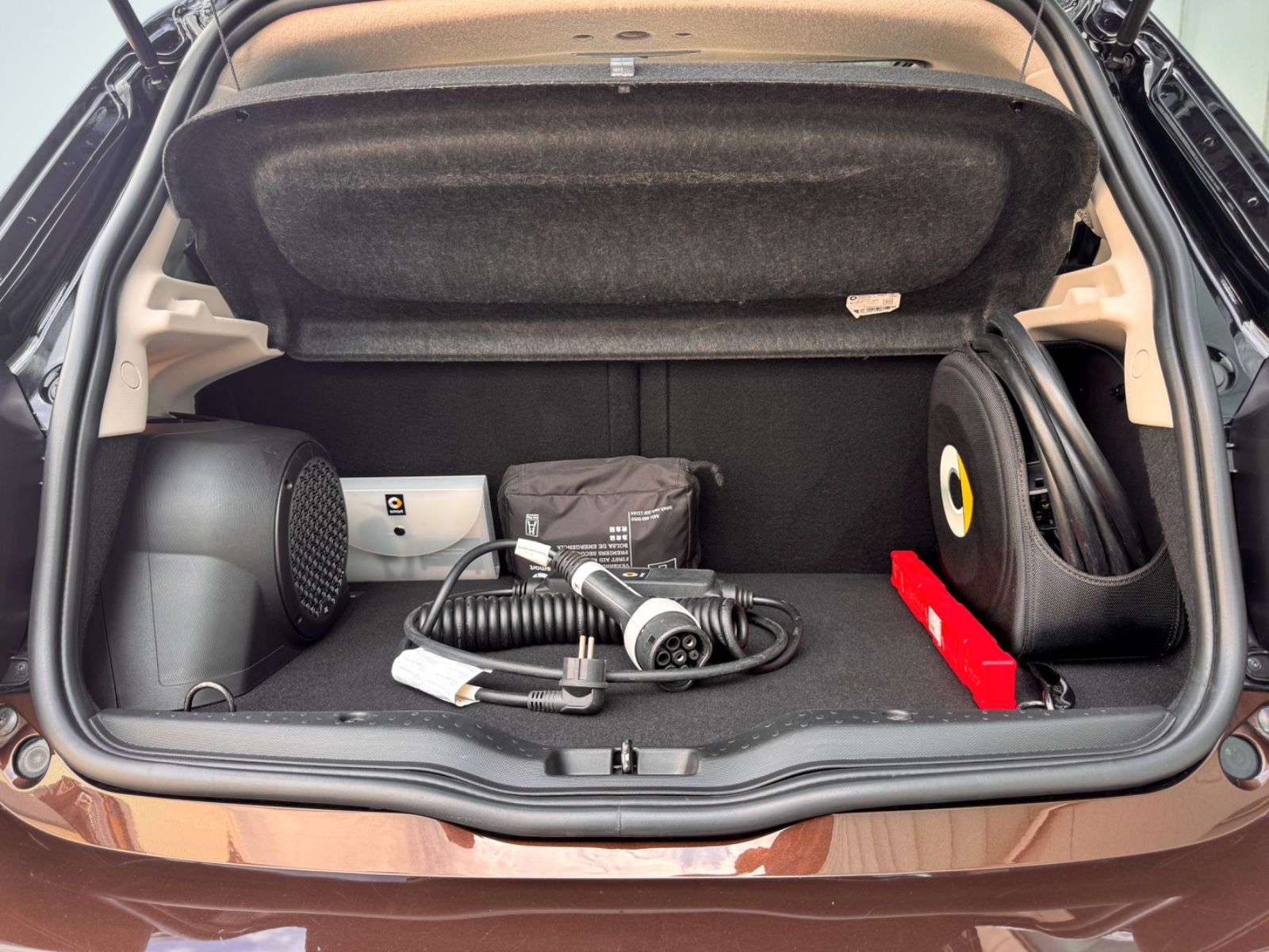 Fahrzeugabbildung Smart ForFour EQ Passion *PANORAMA|LED|CAM*