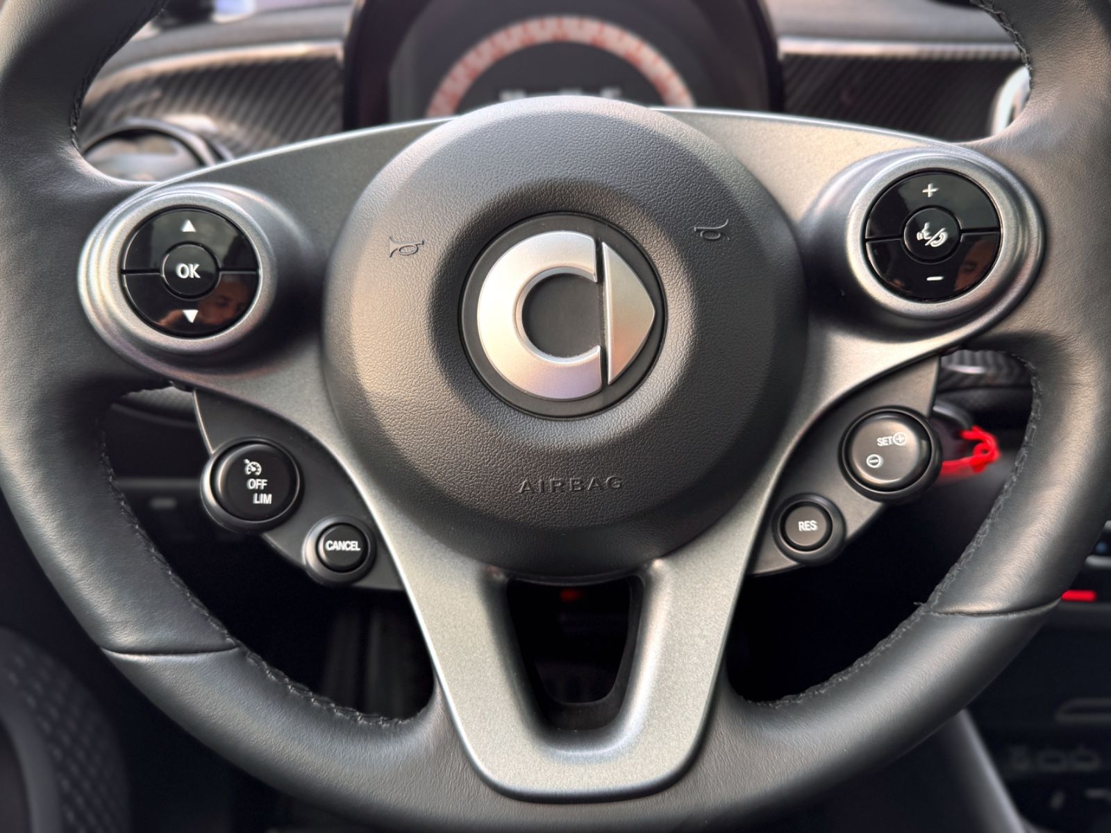 Fahrzeugabbildung Smart ForFour EQ Passion *PANORAMA|LED|CAM*