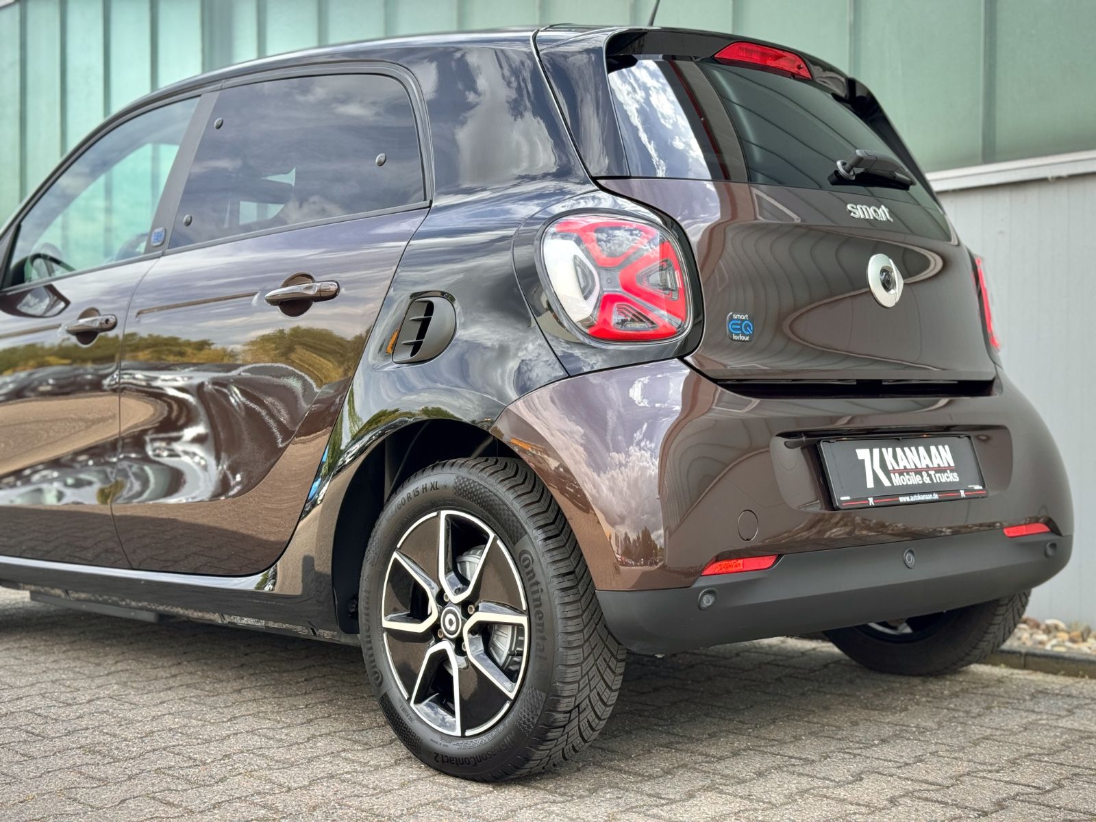 Fahrzeugabbildung Smart ForFour EQ Passion *PANORAMA|LED|CAM*