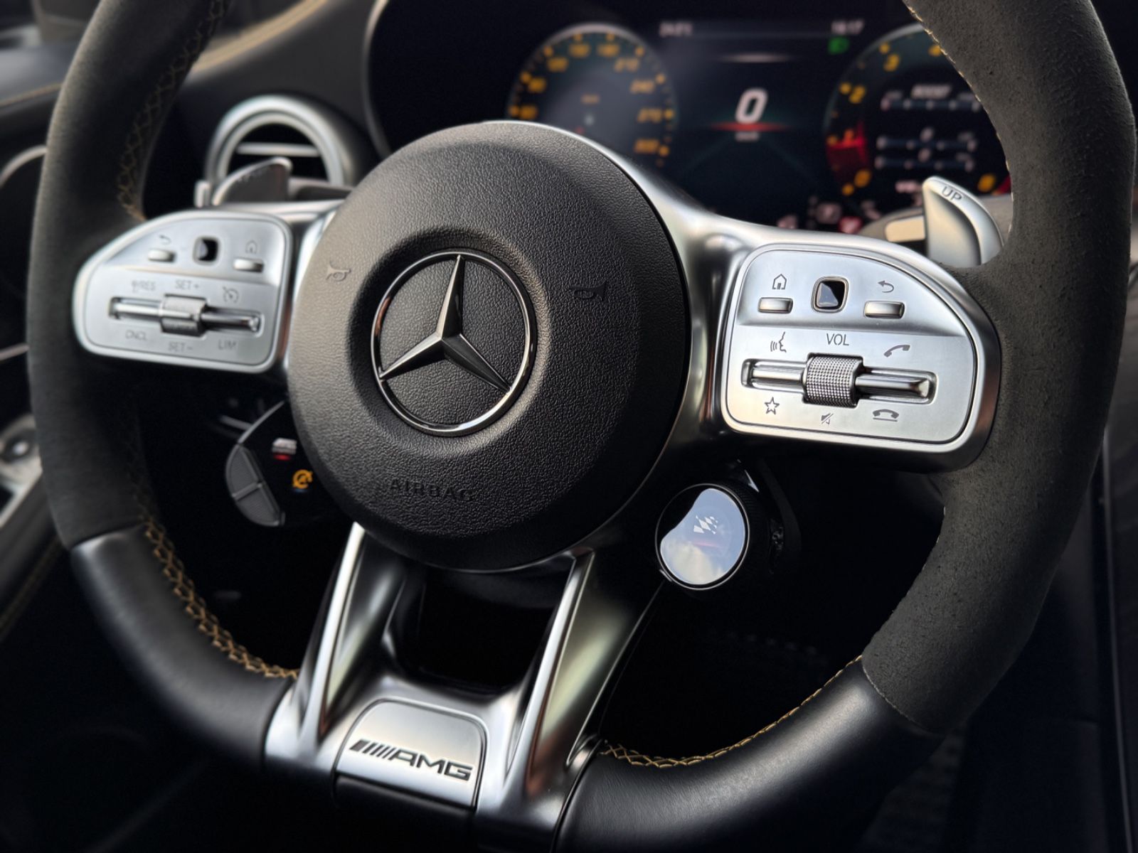 Fahrzeugabbildung Mercedes-Benz GLC Coupe 63 S AMG *ASSIST|NAPPA|eGSHD|360°|LED*