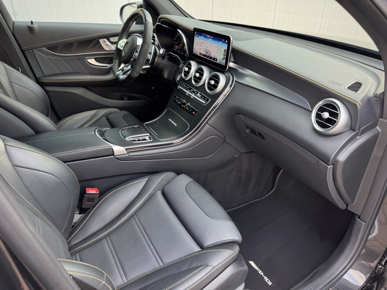 Fahrzeugabbildung Mercedes-Benz GLC Coupe 63 S AMG *ASSIST|NAPPA|eGSHD|360°|LED*