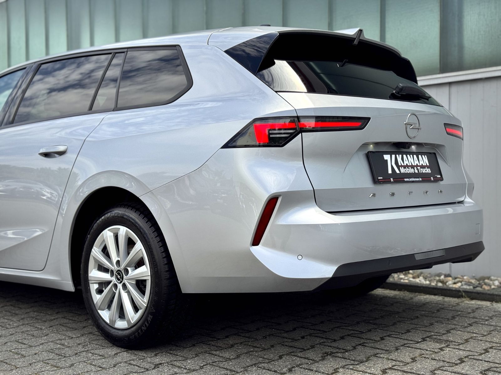 Fahrzeugabbildung Opel Astra L 1.5 CDTI Sports Tourer Business Edition