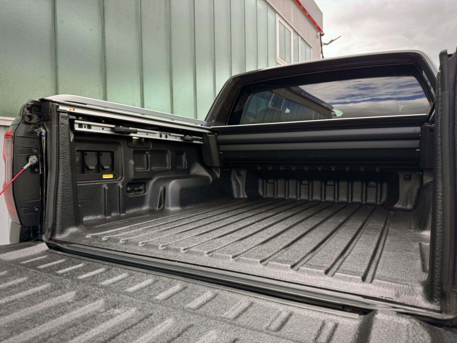 Fahrzeugabbildung Ford Ranger Wildtrak e-4WD Doppelkabine