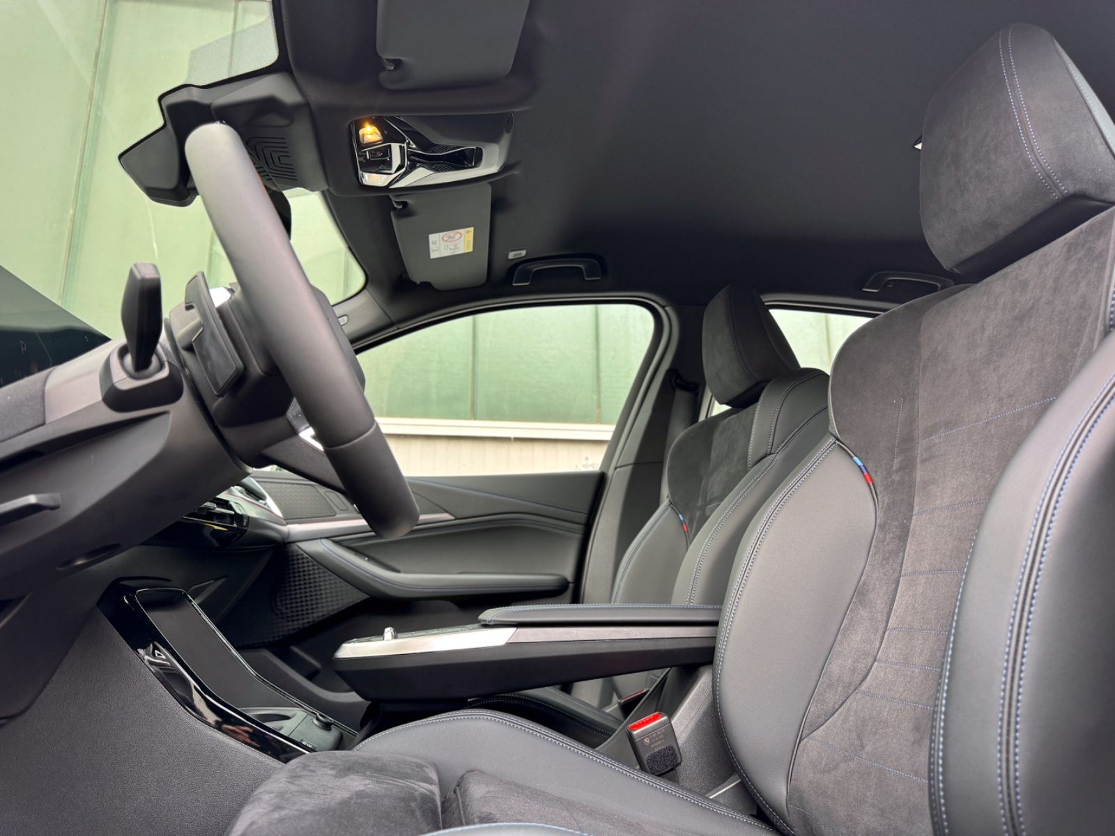 Fahrzeugabbildung BMW 216i Active Tourer M Sport *LED|CAM|NEUWERTIG*