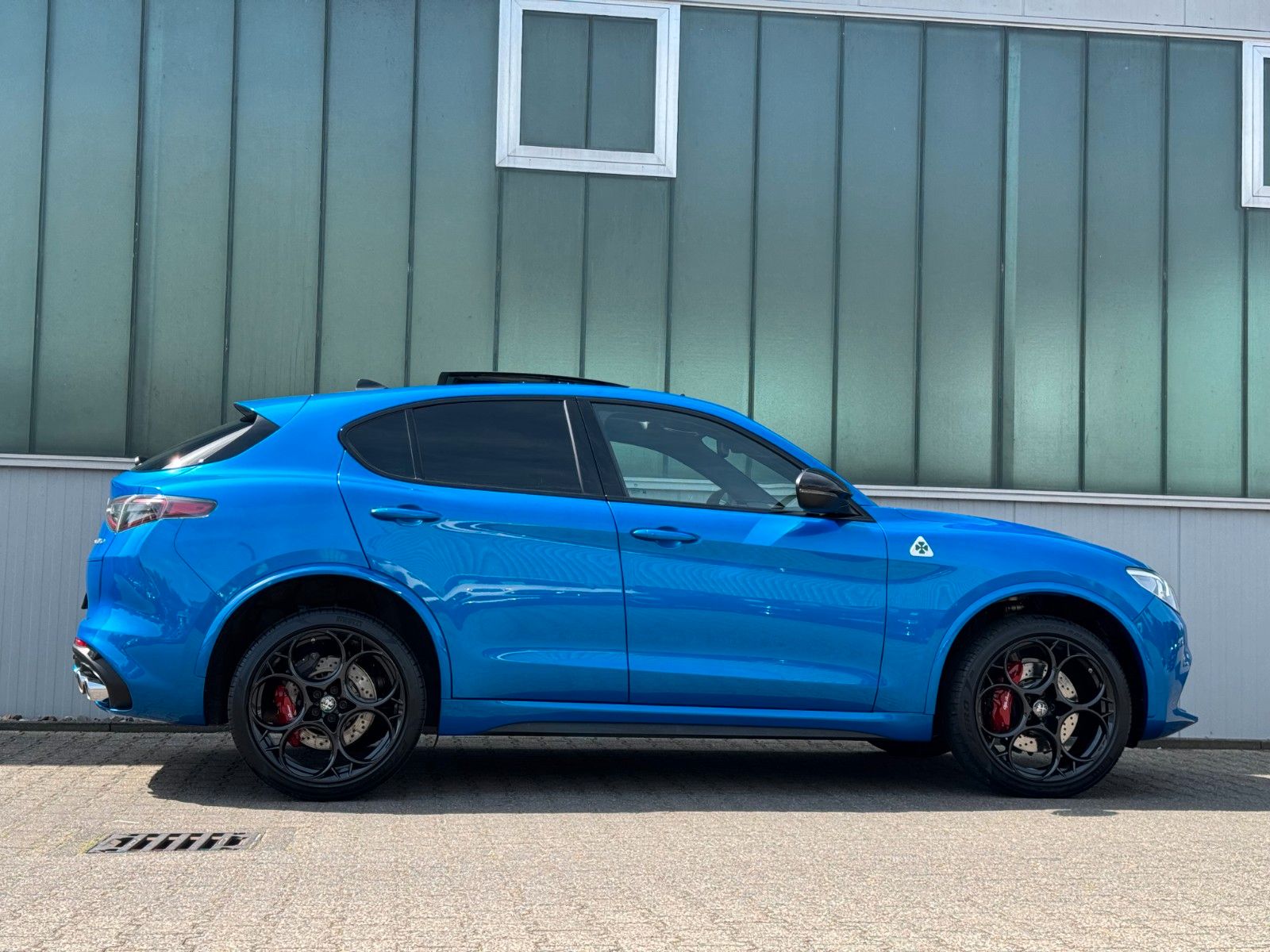 Fahrzeugabbildung Alfa Romeo Stelvio 2.9V6 Quadrifoglio Q4 *HIFI|ASSIST|PANO*