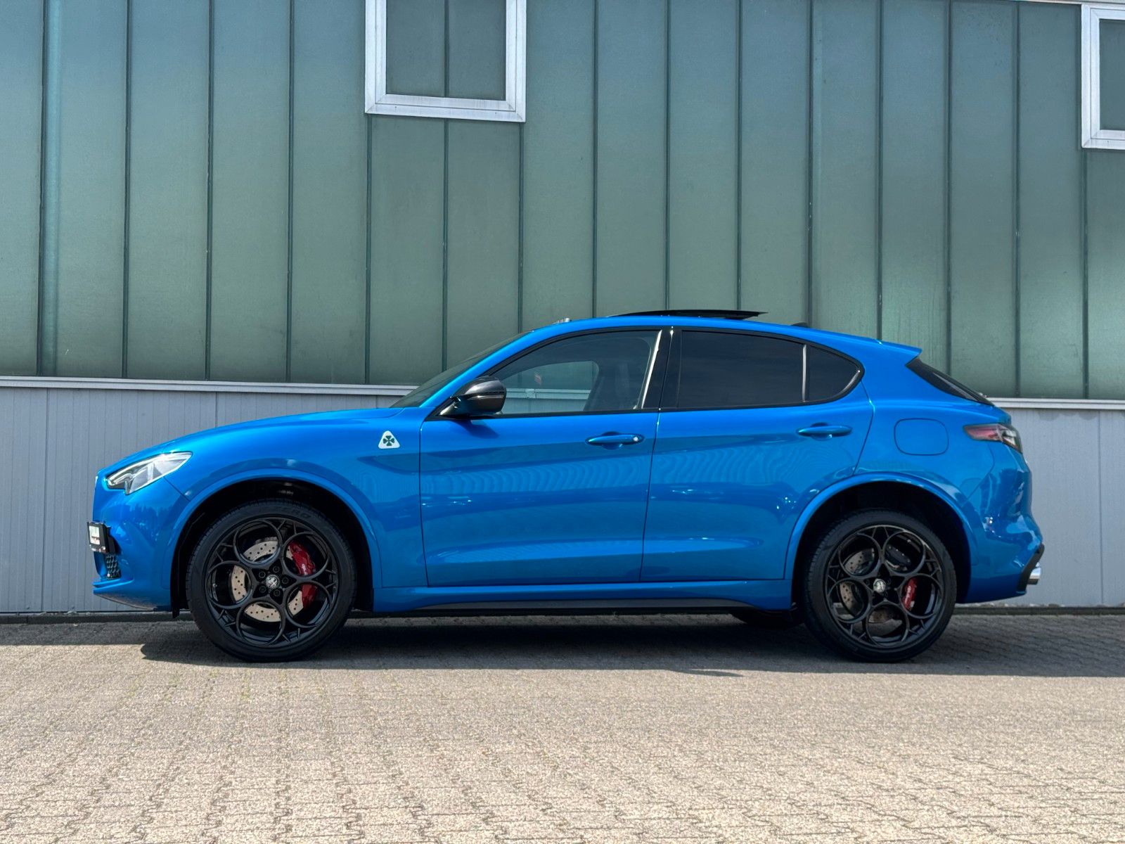 Fahrzeugabbildung Alfa Romeo Stelvio 2.9V6 Quadrifoglio Q4 *HIFI|ASSIST|PANO*