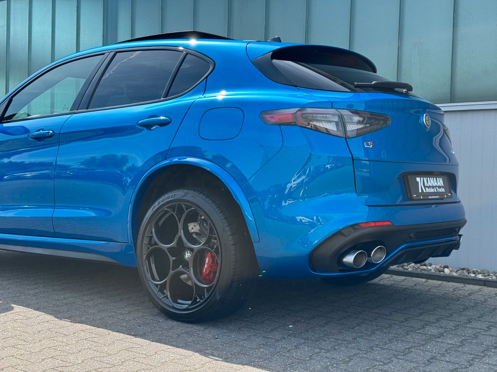 Fahrzeugabbildung Alfa Romeo Stelvio 2.9V6 Quadrifoglio Q4 *HIFI|ASSIST|PANO*