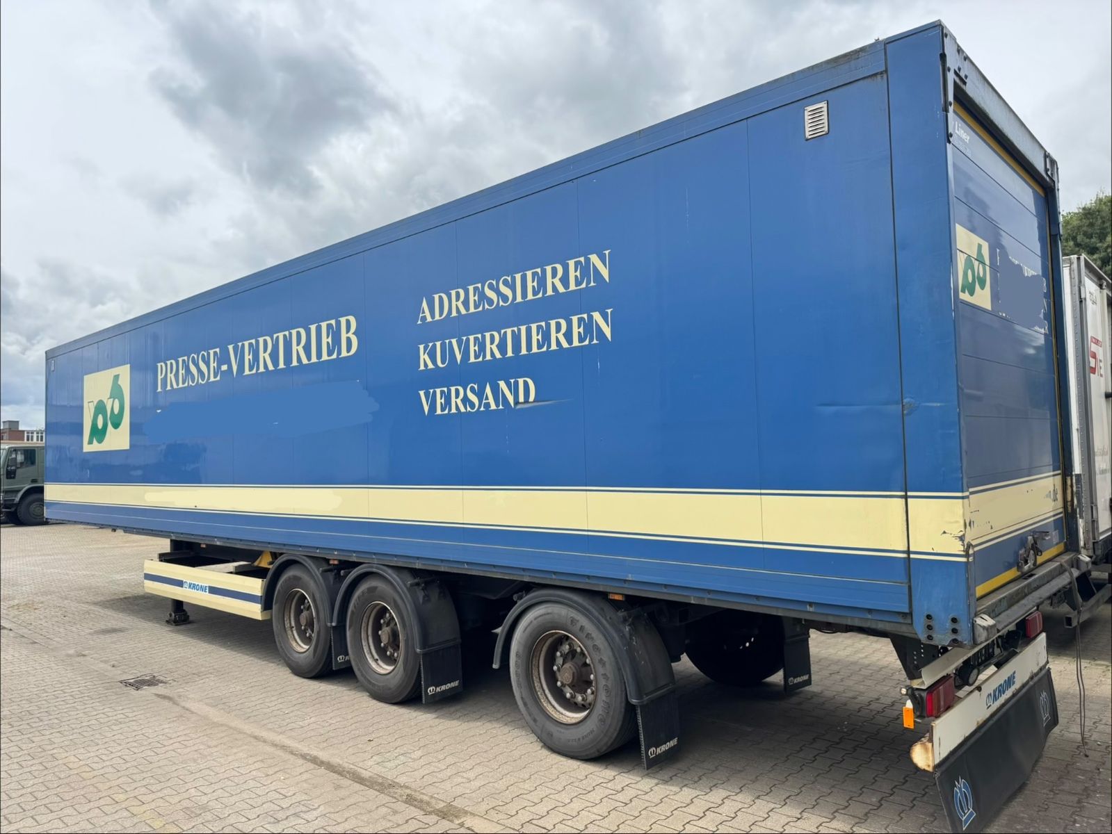 Fahrzeugabbildung Krone SDK 27 Doppelstock Rolltor Tridec Lenkachse XL