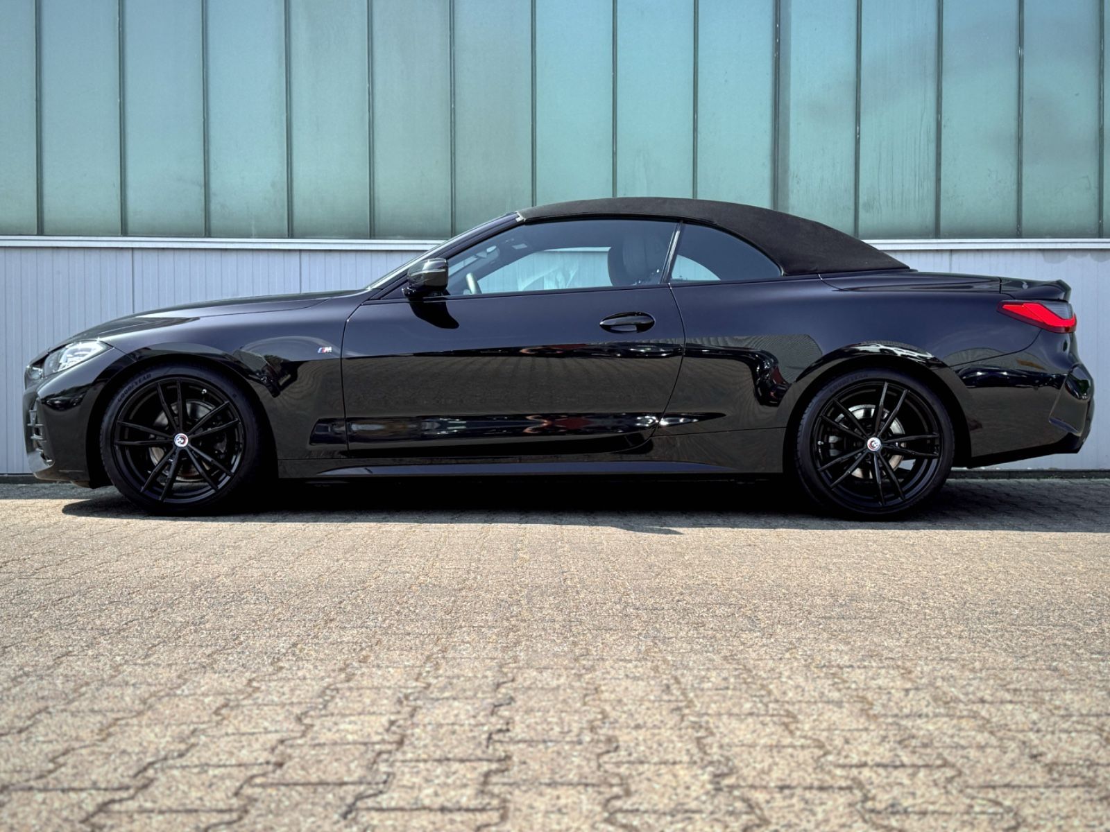 Fahrzeugabbildung BMW 420dA Cabriolet M Sport *AHK|OPEN AIR|LEDER|CAM*