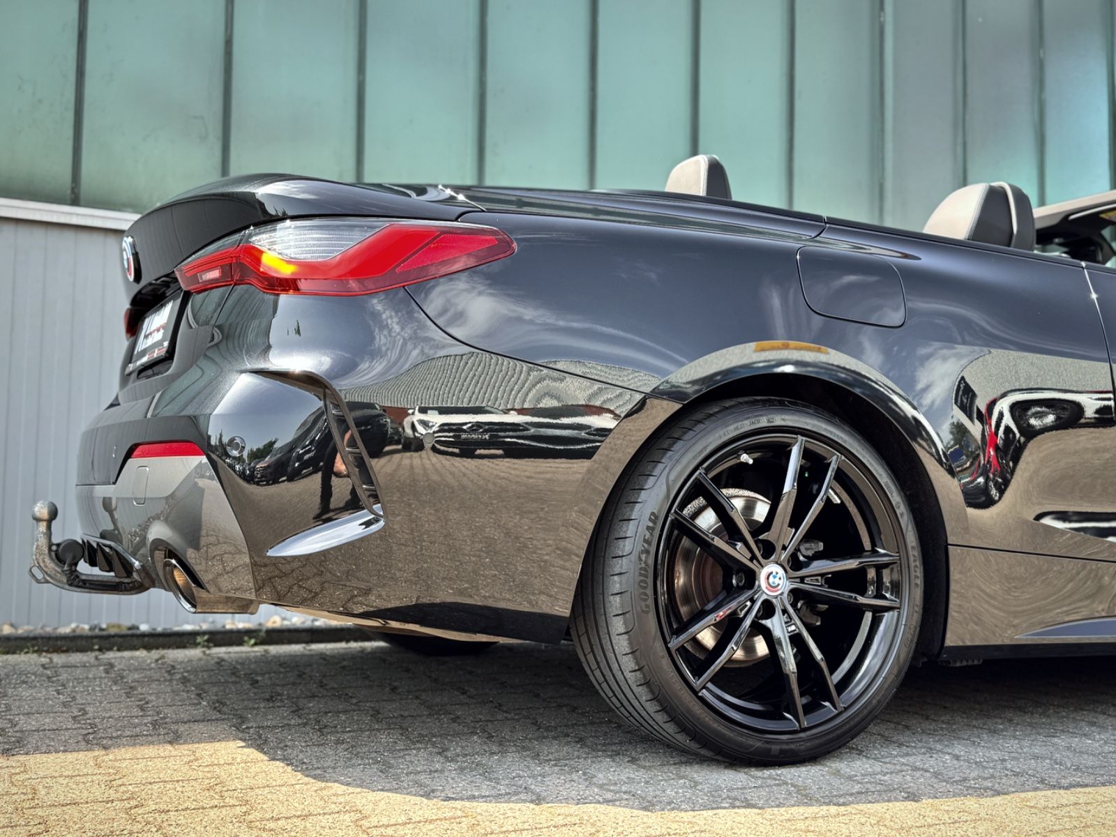 Fahrzeugabbildung BMW 420dA Cabriolet M Sport *AHK|OPEN AIR|LEDER|CAM*