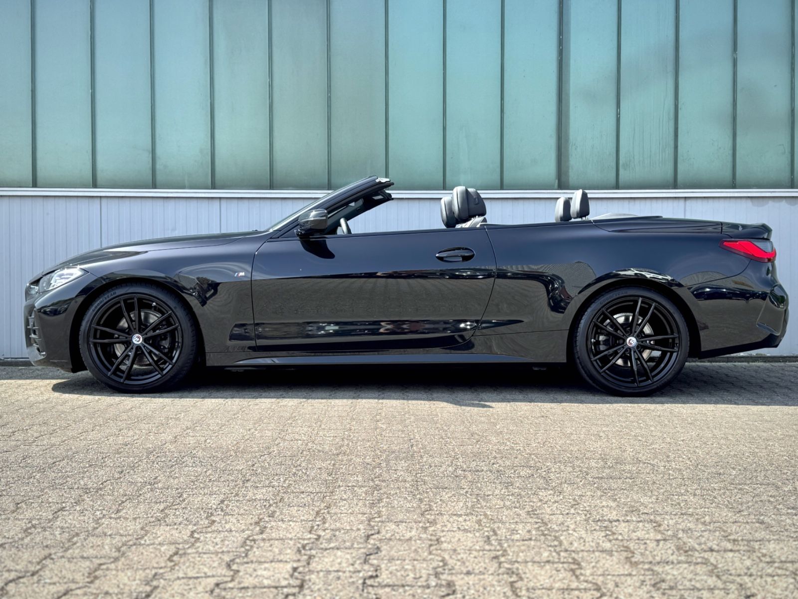 Fahrzeugabbildung BMW 420dA Cabriolet M Sport *AHK|OPEN AIR|LEDER|CAM*