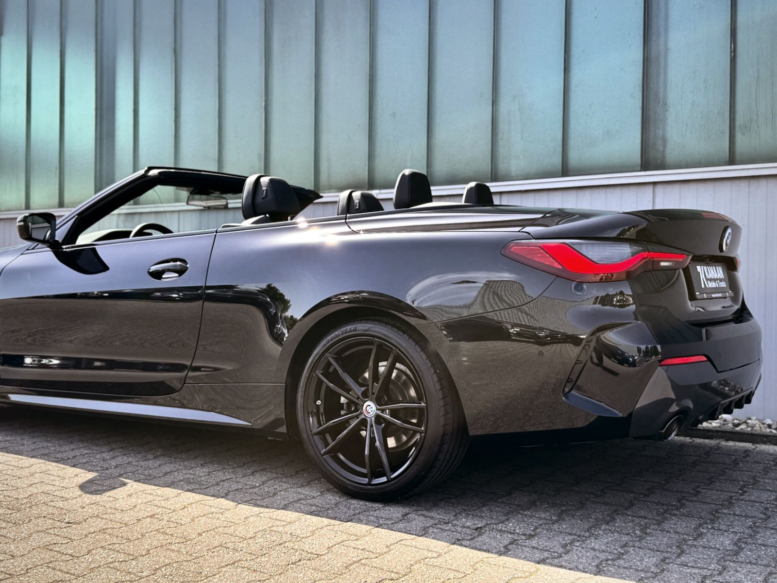 Fahrzeugabbildung BMW 420dA Cabriolet M Sport *AHK|OPEN AIR|LEDER|CAM*