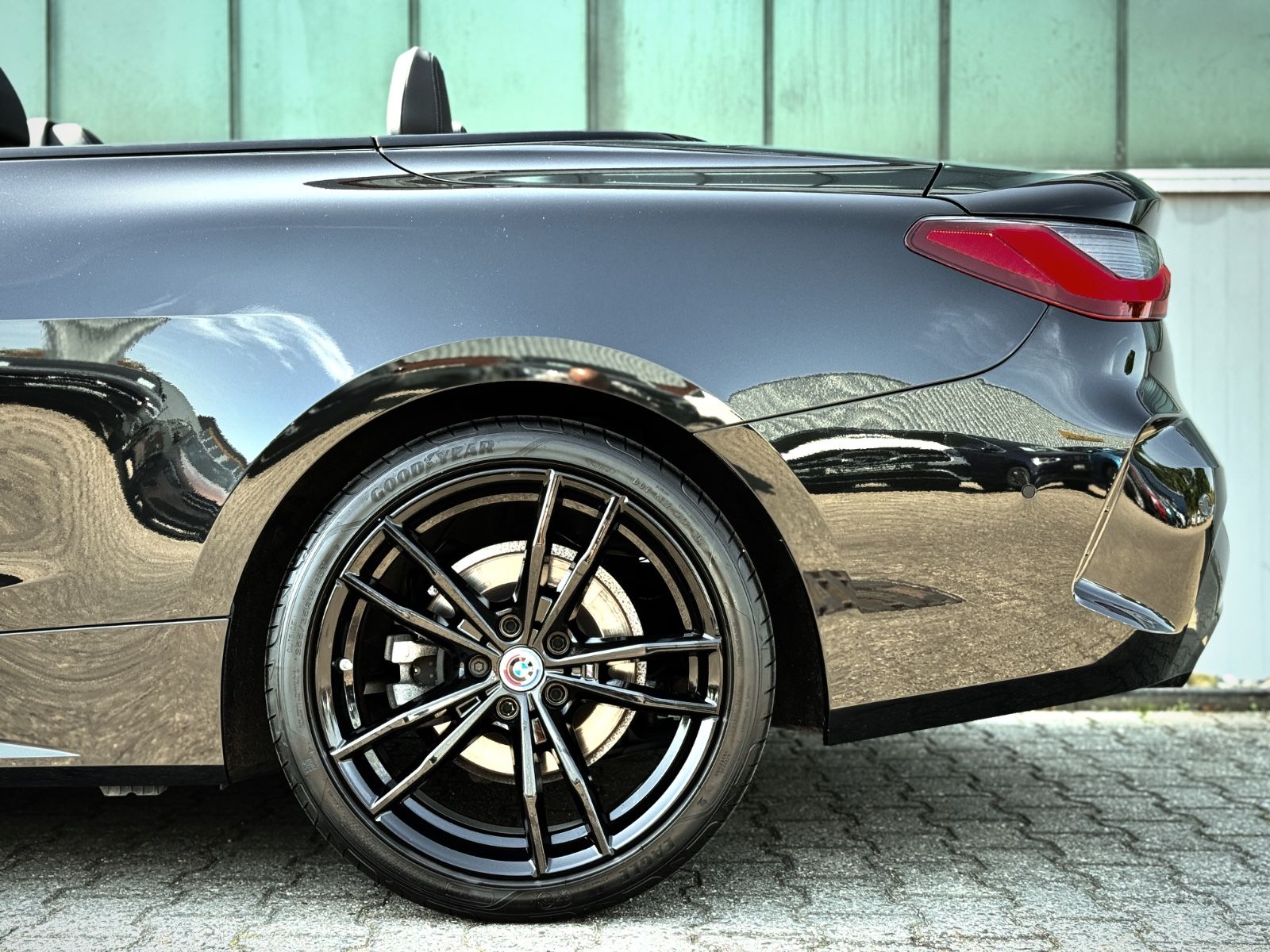 Fahrzeugabbildung BMW 420dA Cabriolet M Sport *AHK|OPEN AIR|LEDER|CAM*
