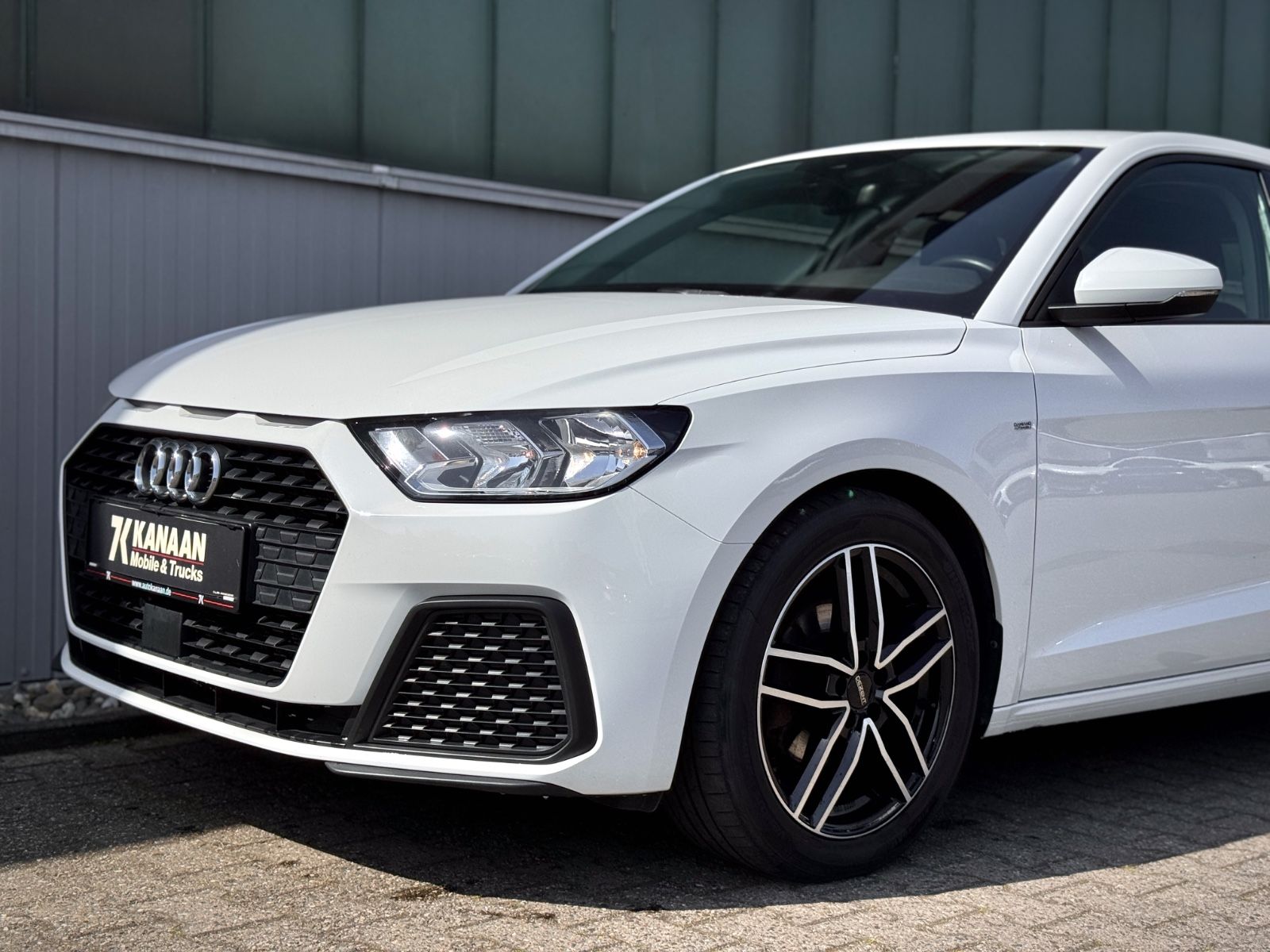 Fahrzeugabbildung Audi A1 Sportback 30 TFSI
