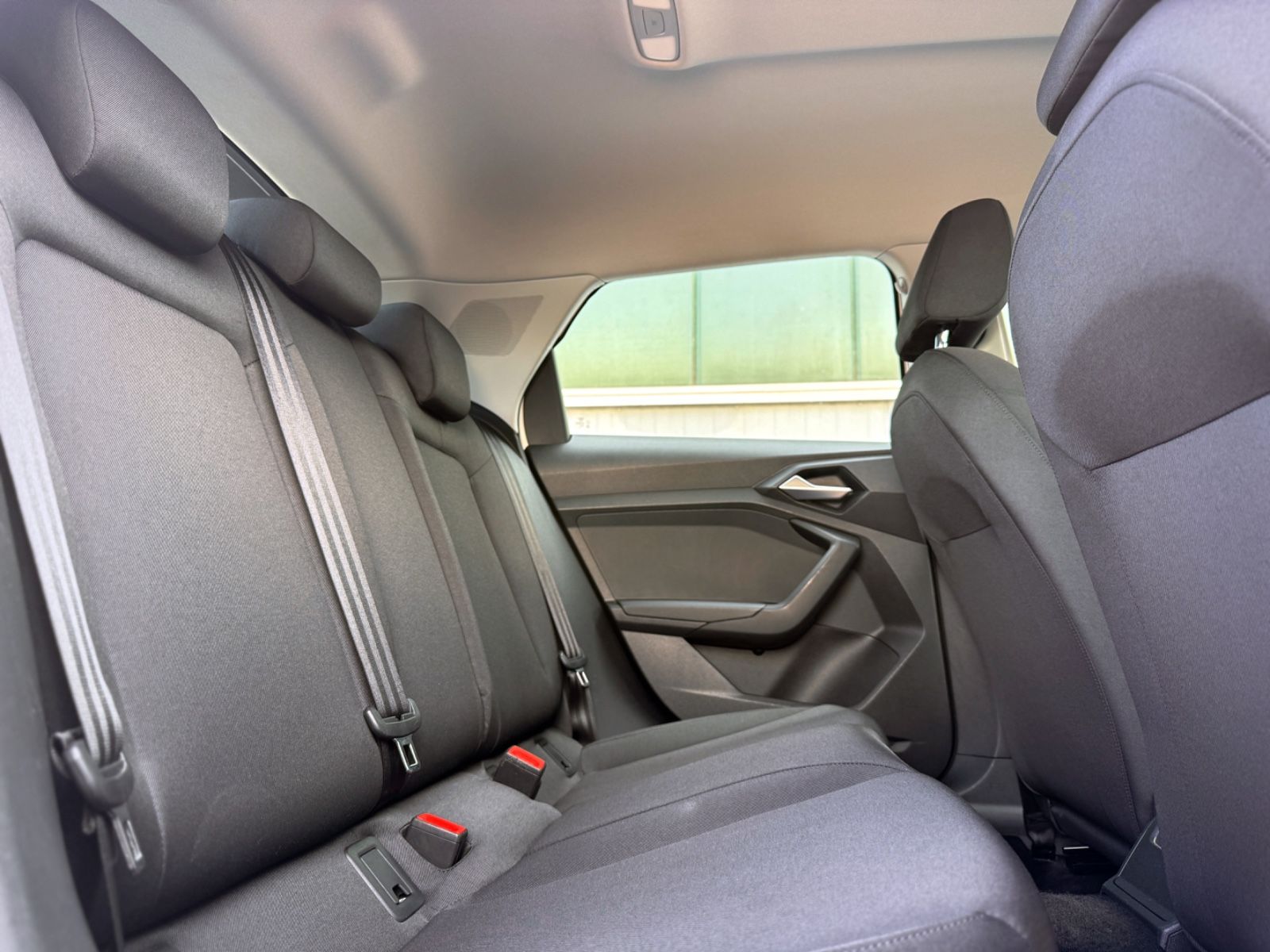 Fahrzeugabbildung Audi A1 Sportback 30 TFSI *PDC|SHZ|TEL*