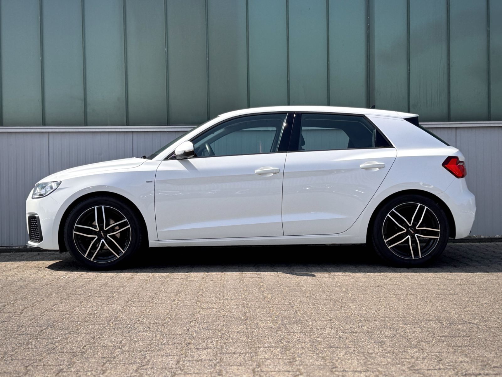 Fahrzeugabbildung Audi A1 Sportback 30 TFSI