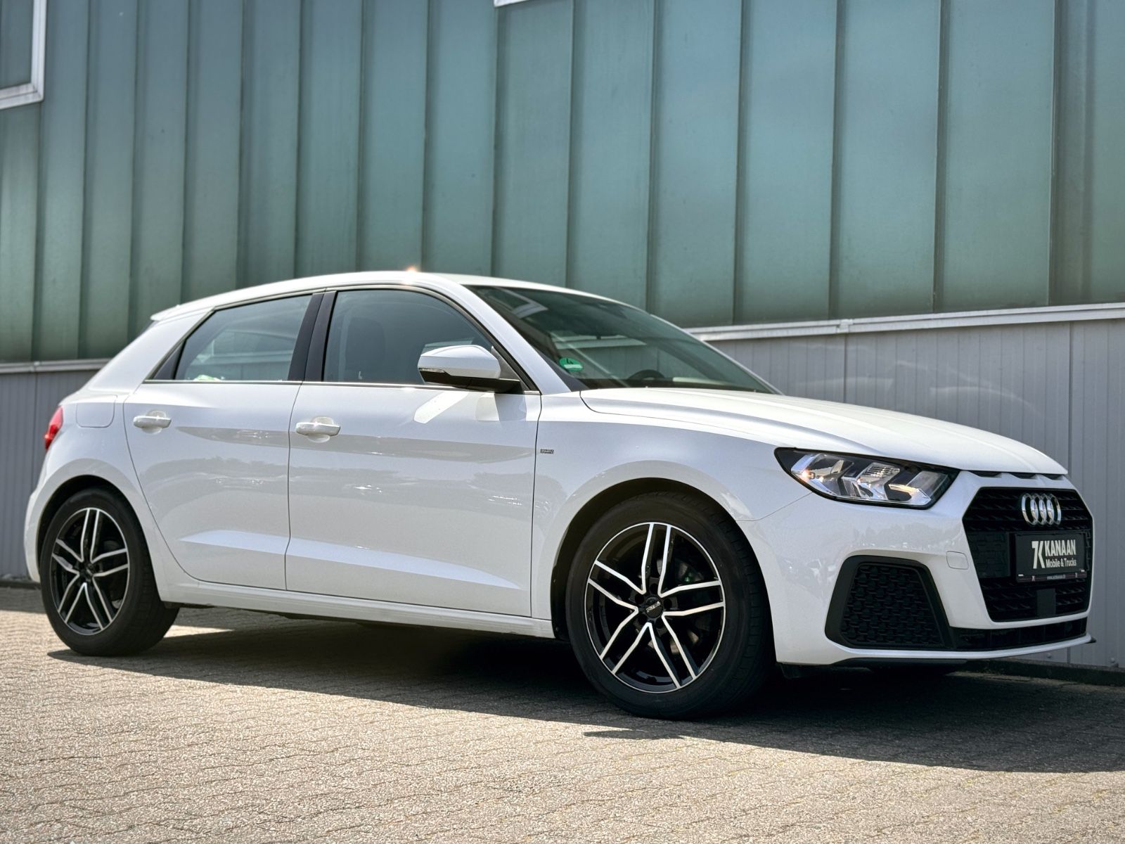 Fahrzeugabbildung Audi A1 Sportback 30 TFSI