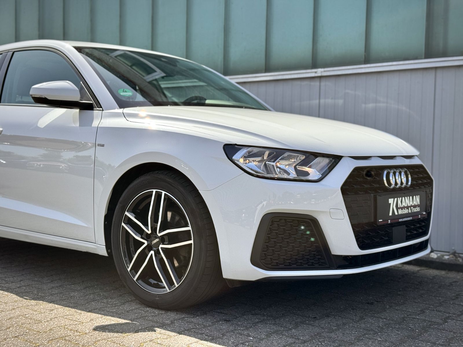 Fahrzeugabbildung Audi A1 Sportback 30 TFSI