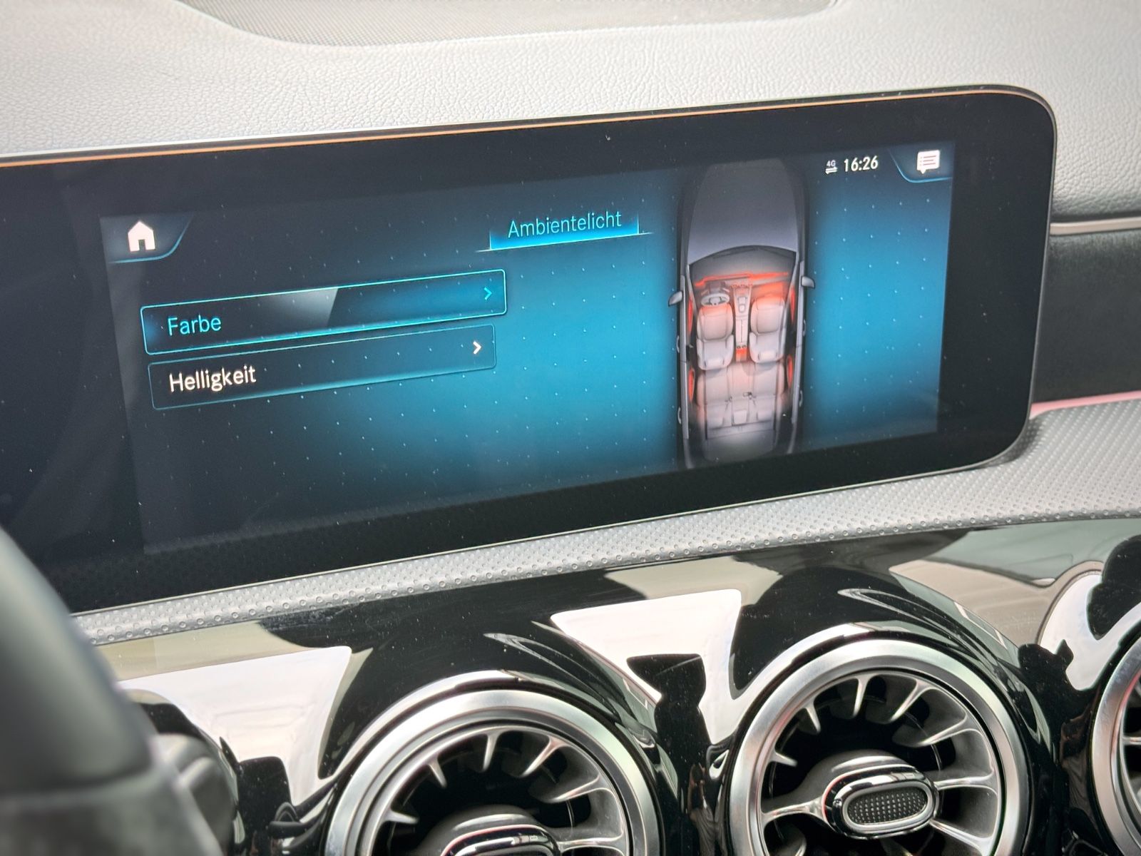 Fahrzeugabbildung Mercedes-Benz A 250 AMG-Line *LED|CAM|STANDHEIZUNG*