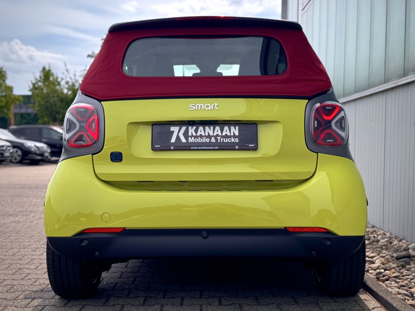 Fahrzeugabbildung Smart ForTwo Cabrio EQ Prime *LED|CAM|CARPLAY*