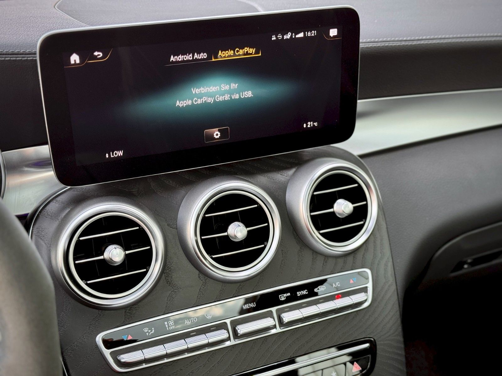Fahrzeugabbildung Mercedes-Benz GLC 63 S AMG 4MATIC *9G|HEAD-UP|PANORAMA*